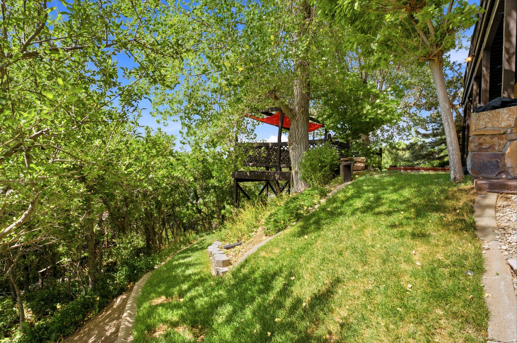 main property photo 103
