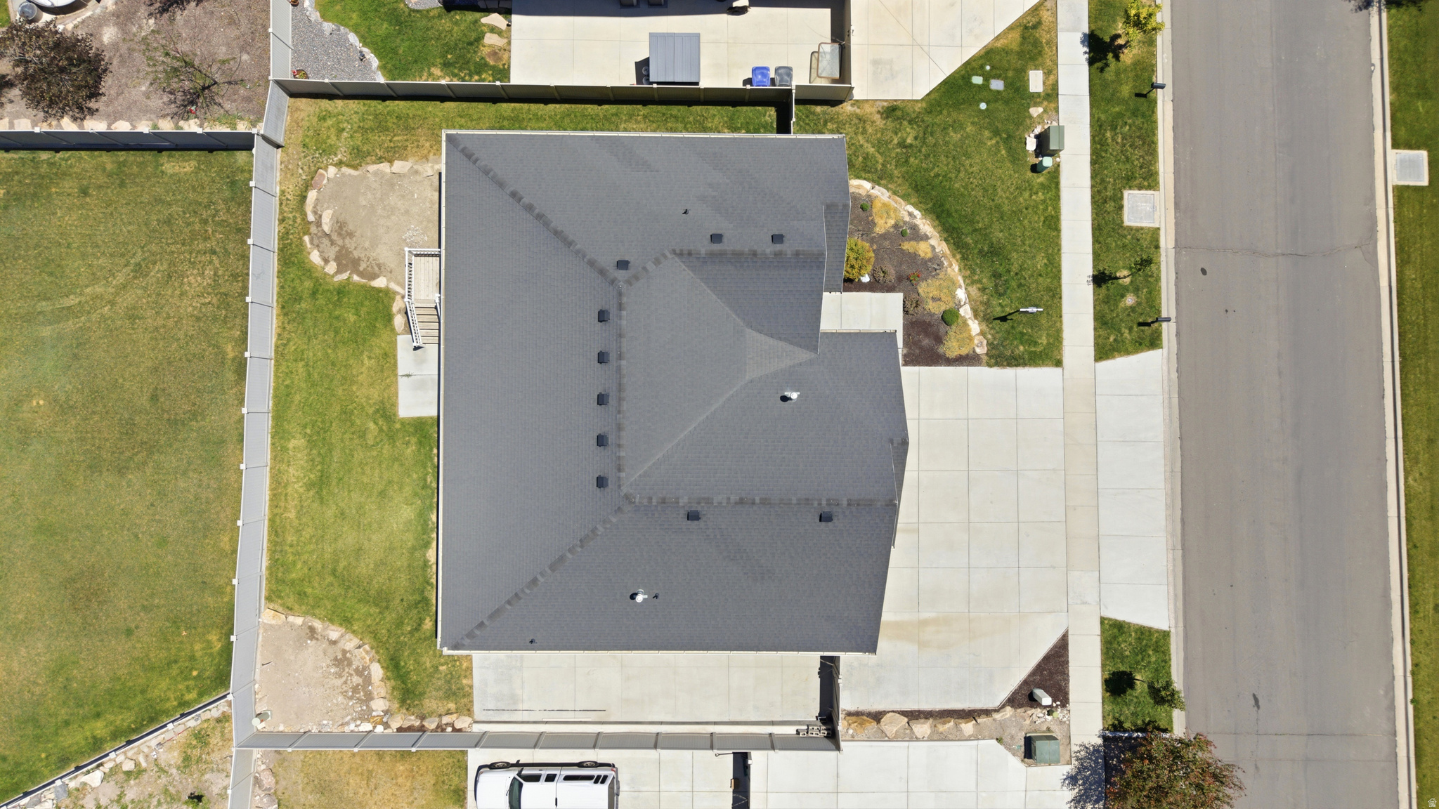 main property photo 43