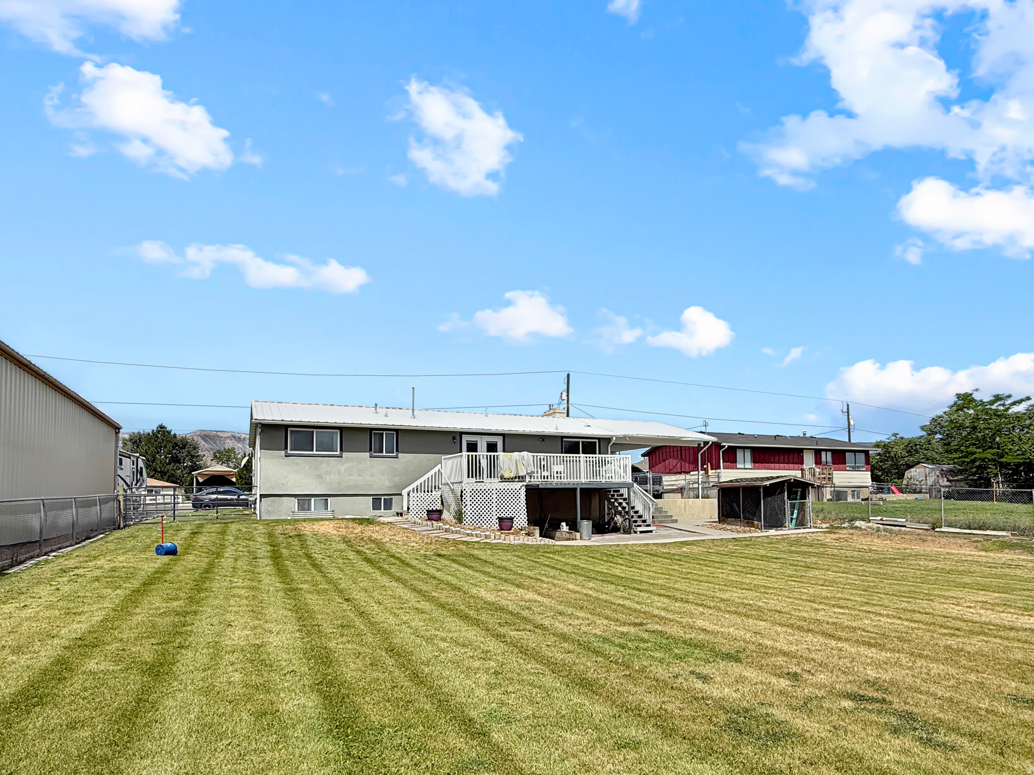 main property photo 27