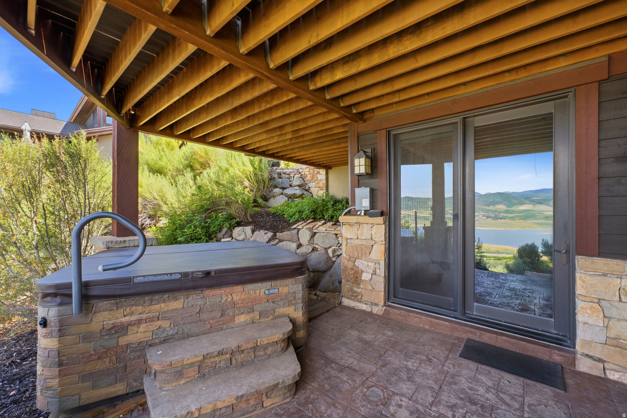 main property photo 44