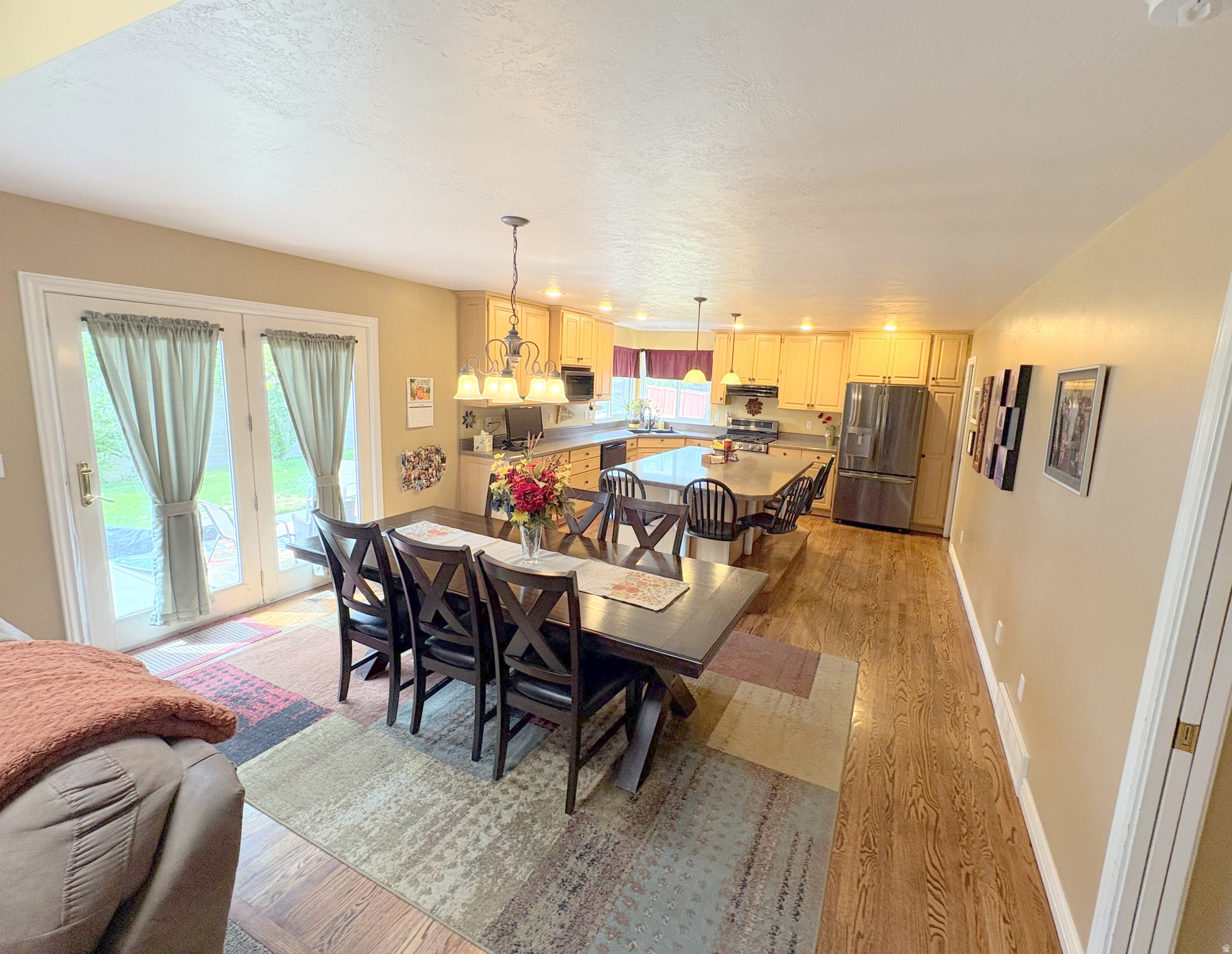 main property photo 8