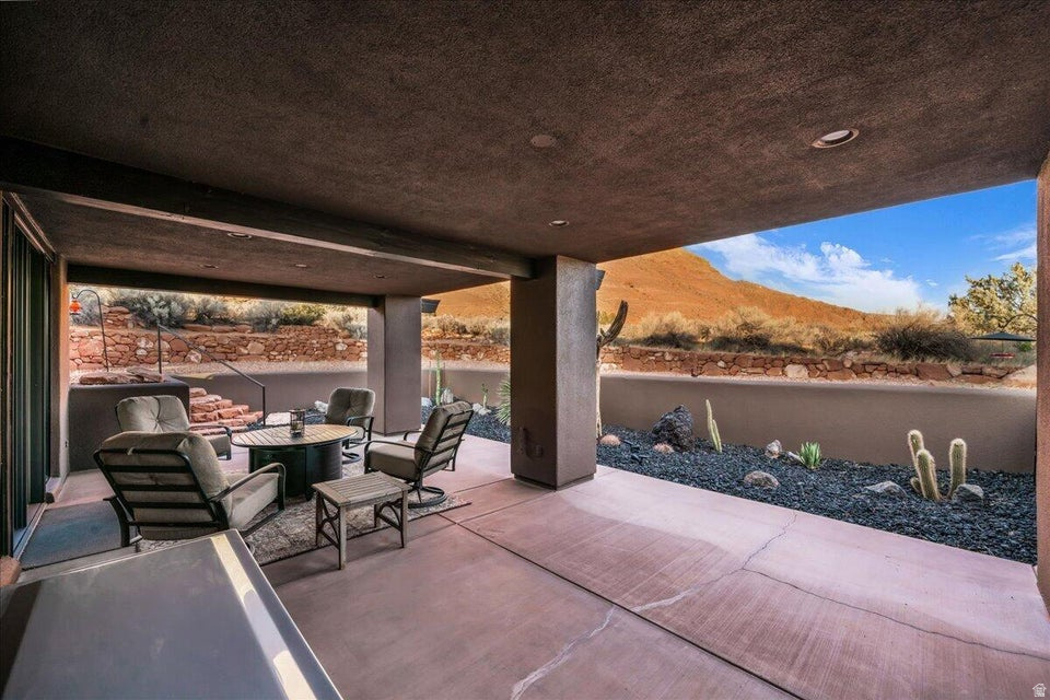 main property photo 50