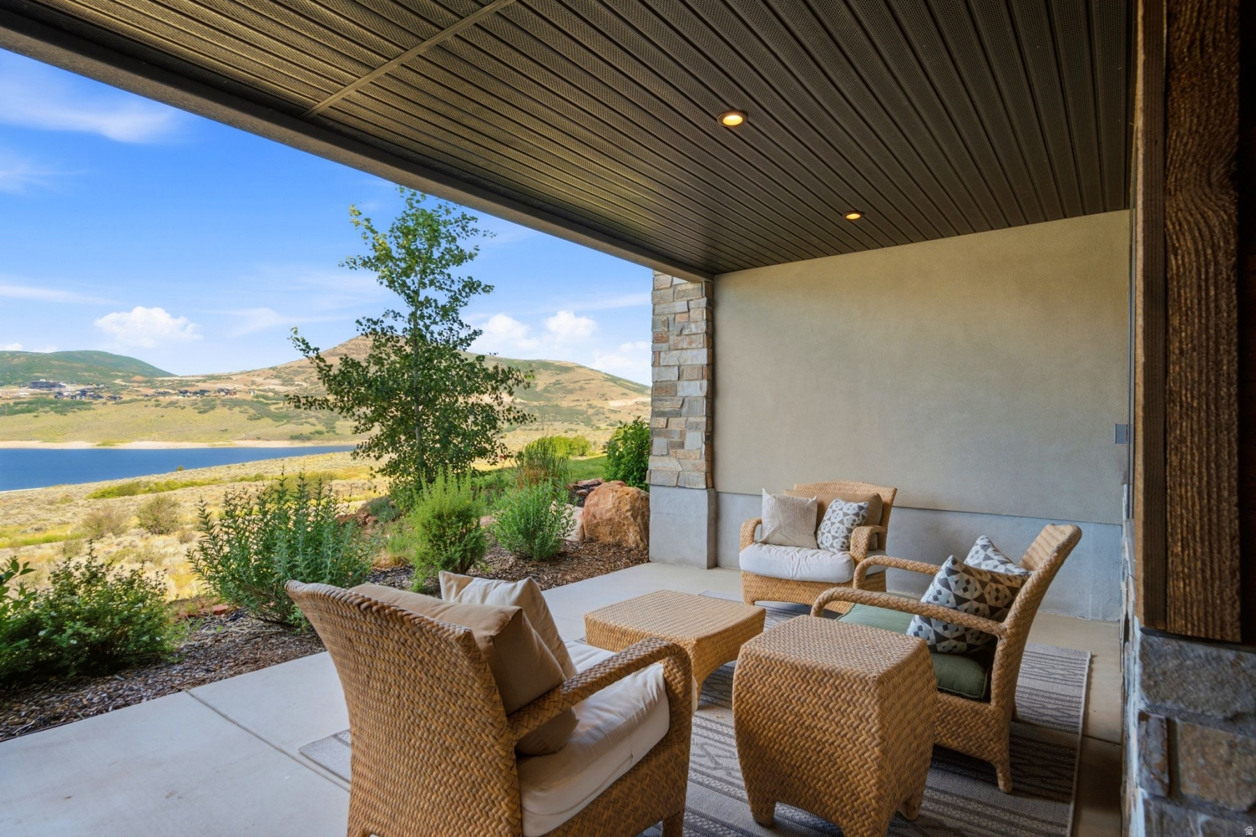 main property photo 64