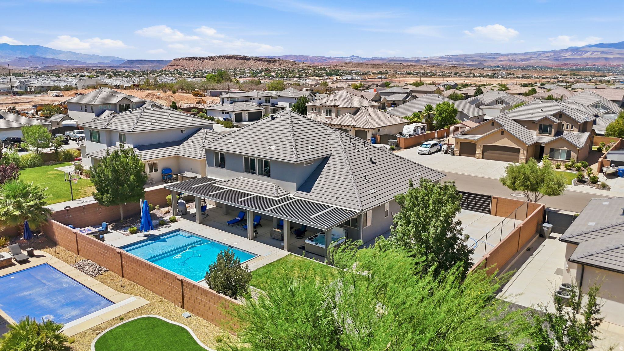 main property photo 50