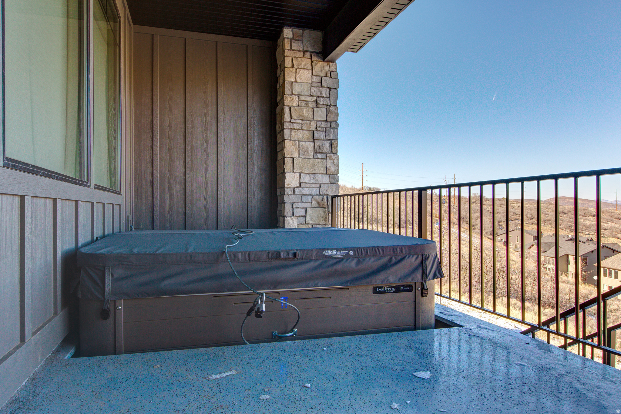 main property photo 7
