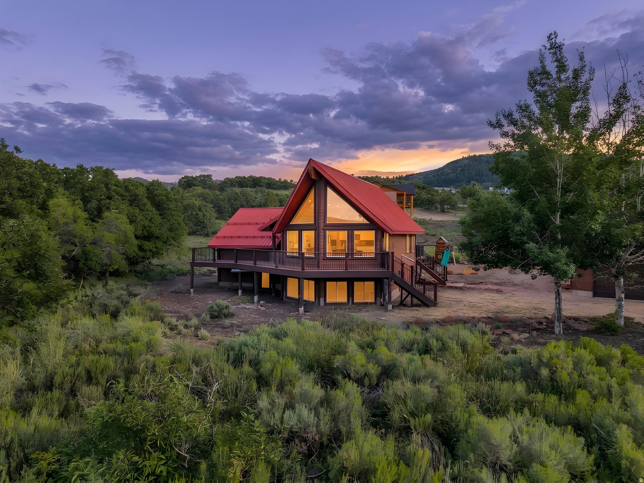 main property photo 50