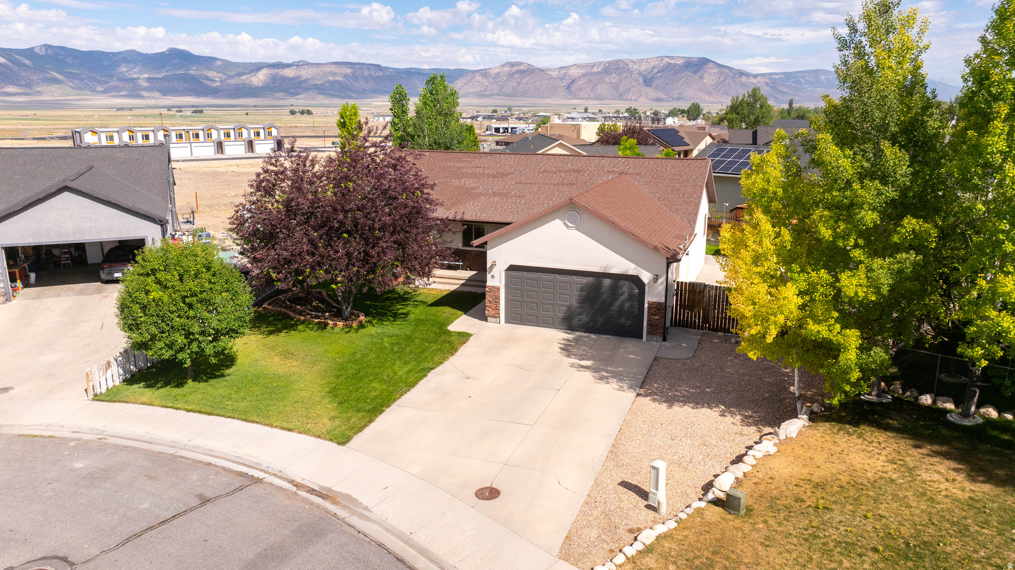 main property photo 21