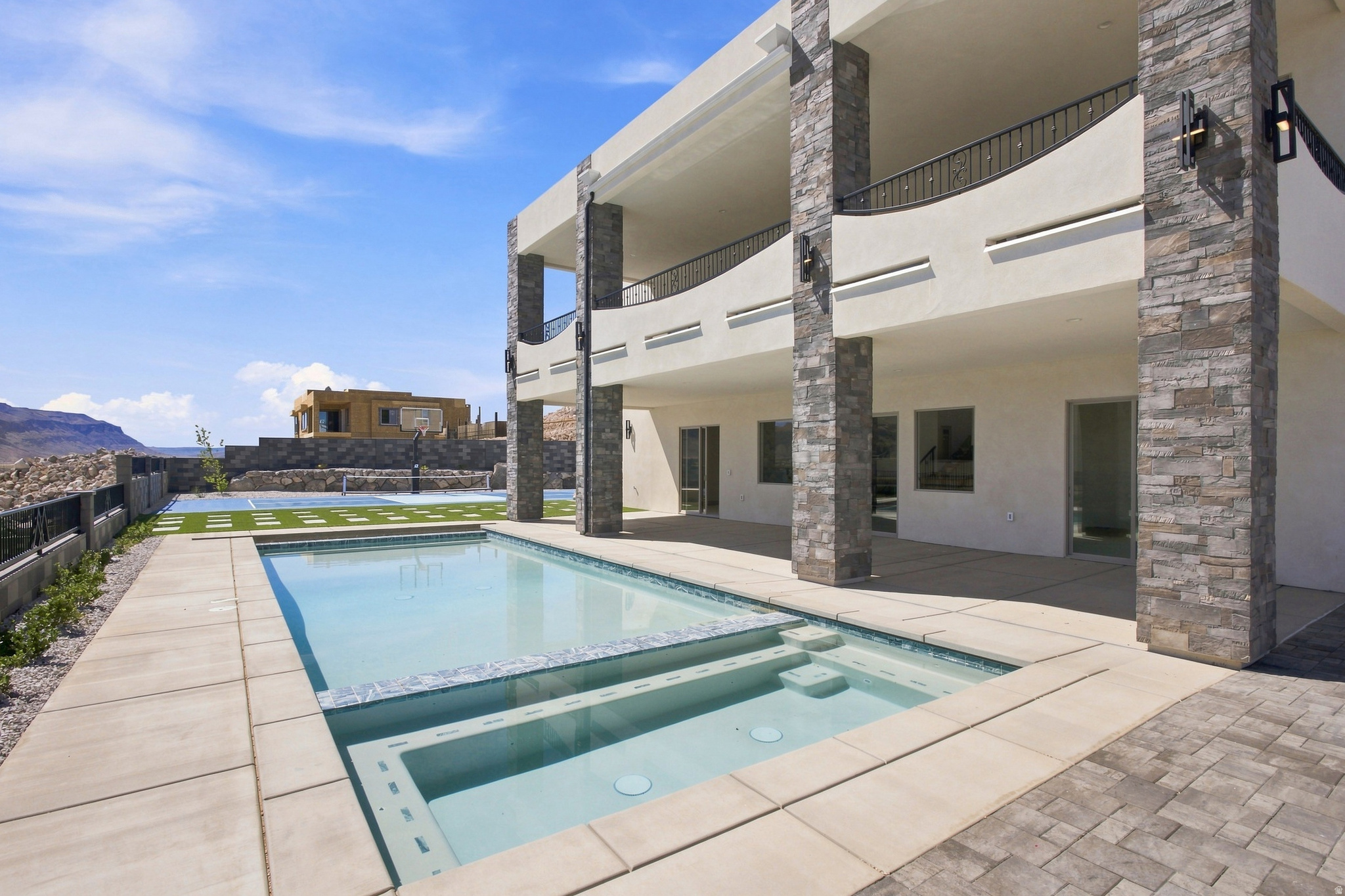 main property photo 76
