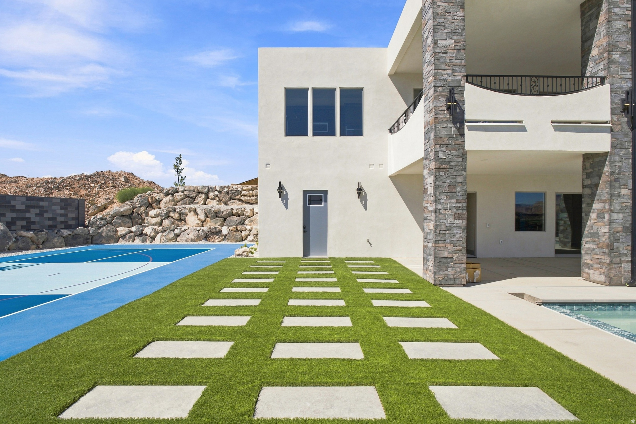 main property photo 77