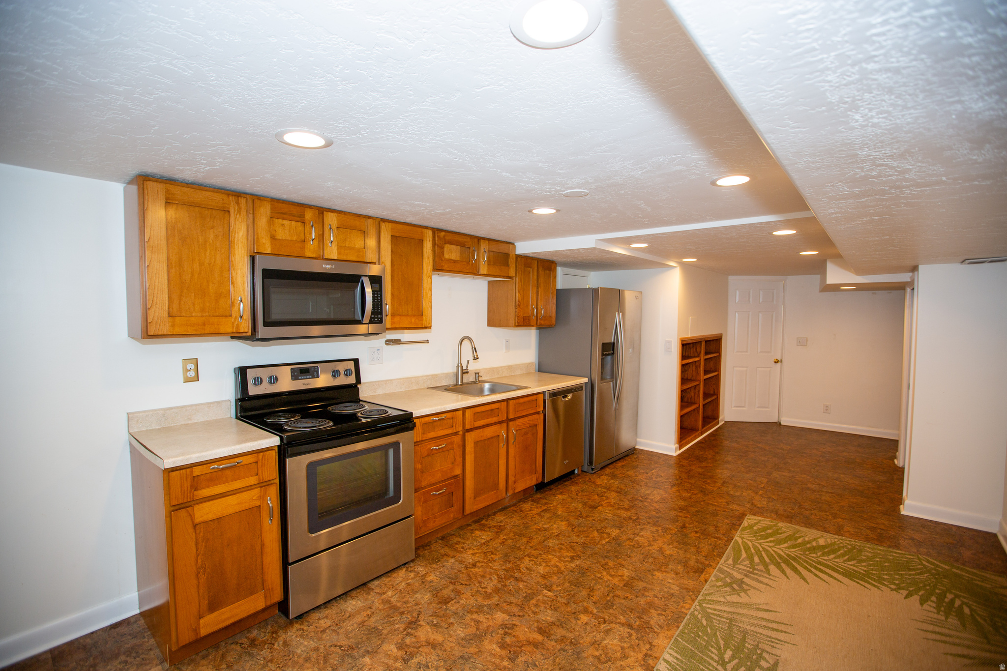 main property photo 50