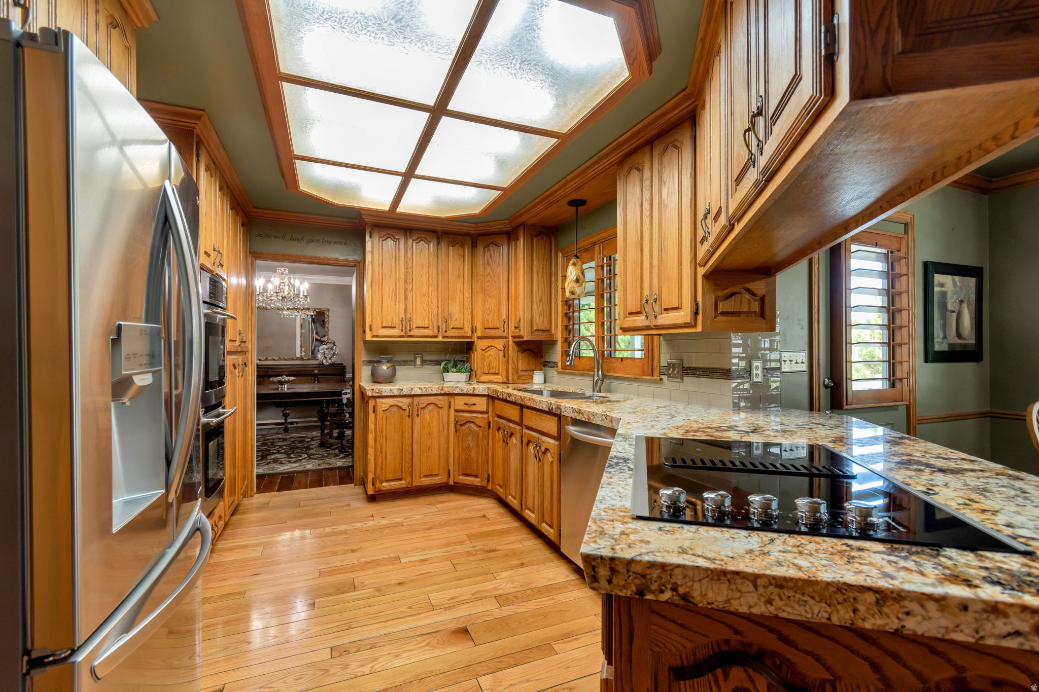 main property photo 11