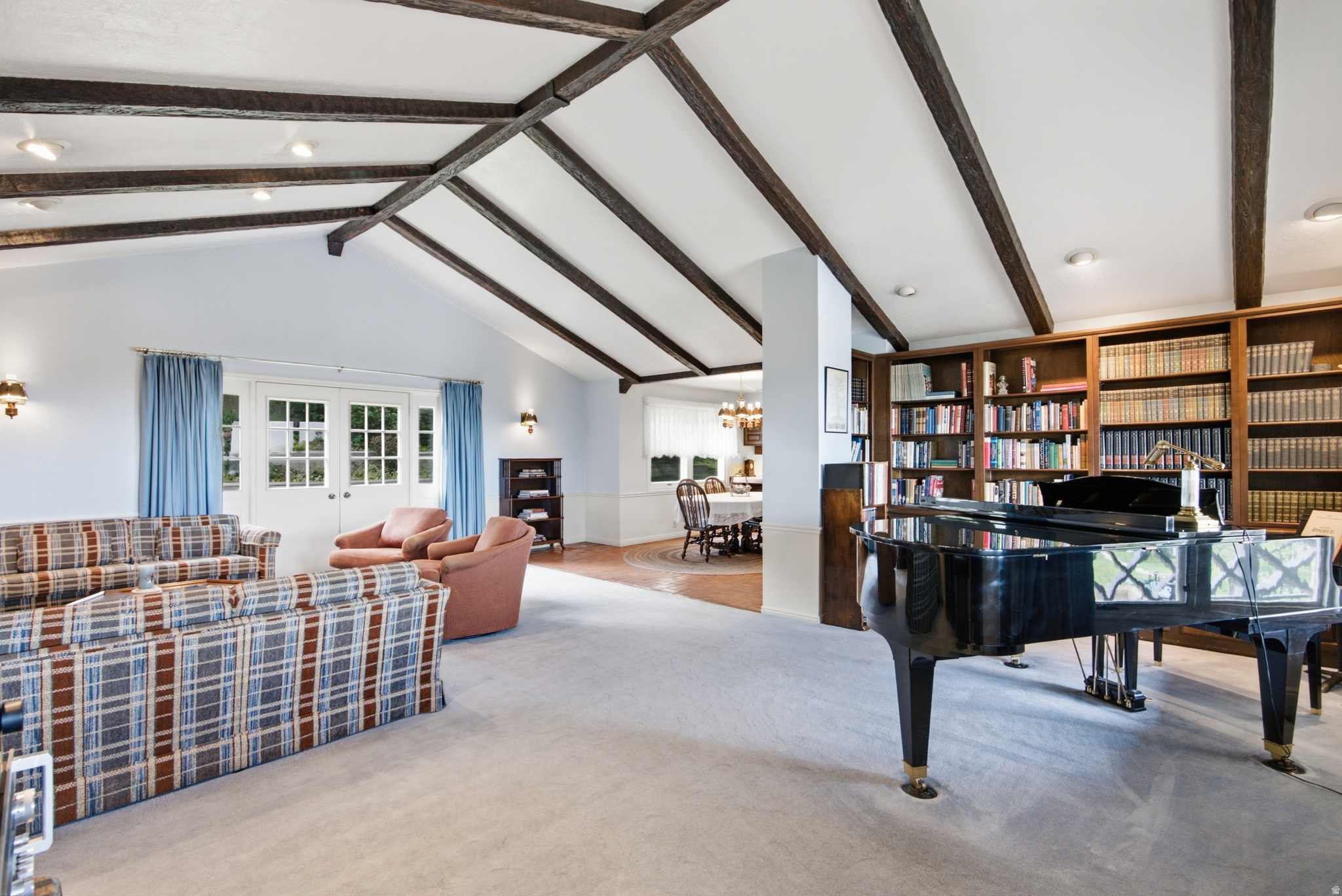 main property photo 17