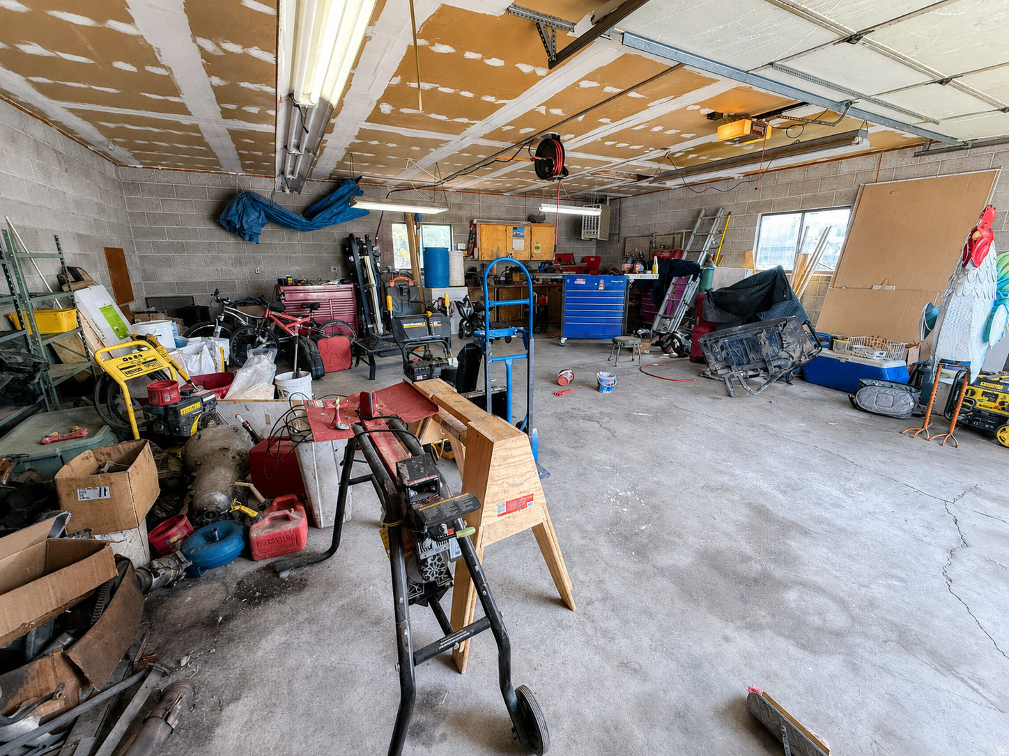 main property photo 13