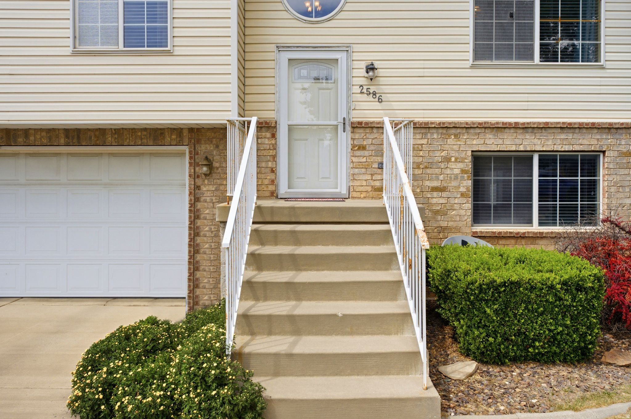 main property photo 45