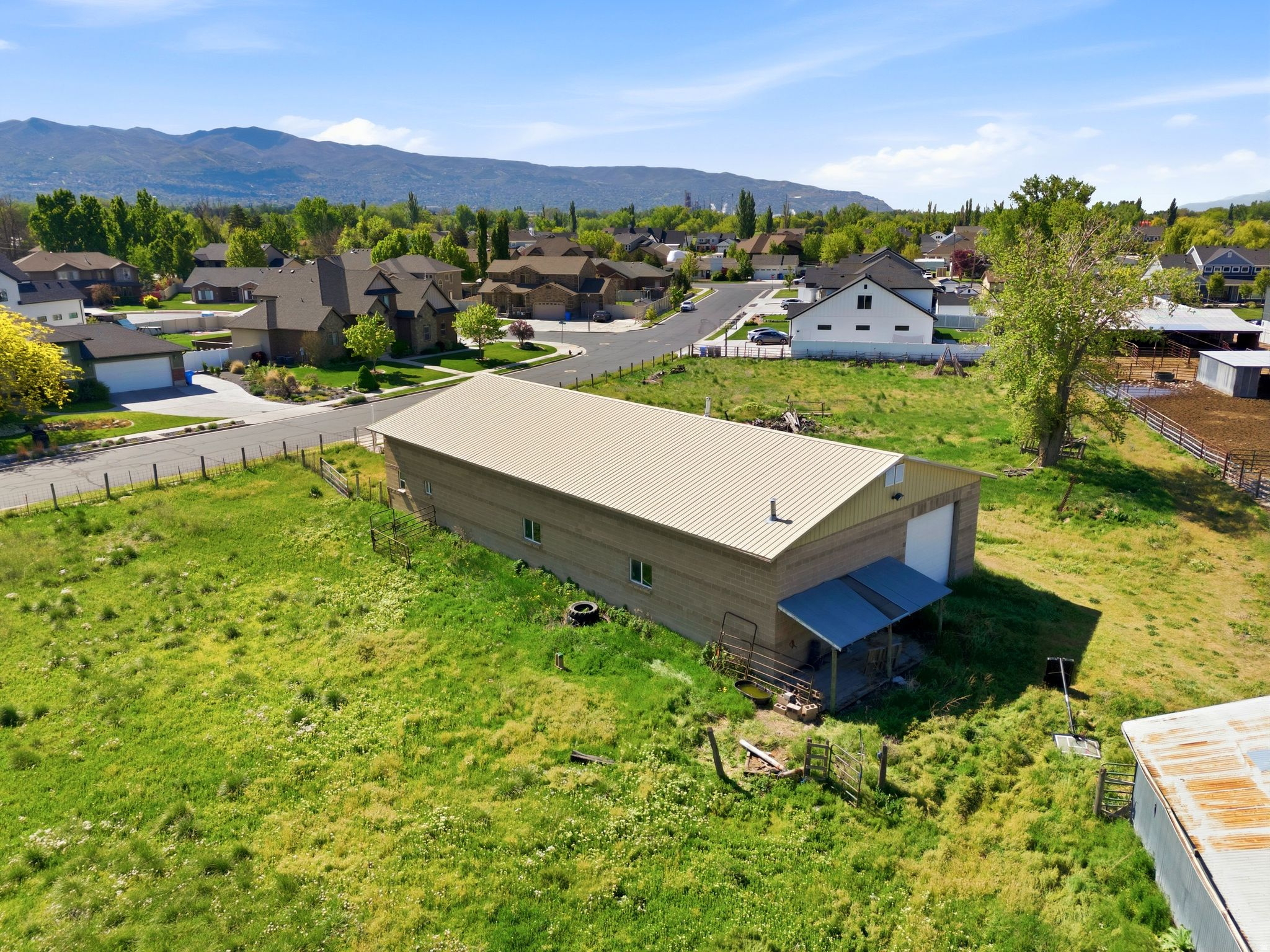 main property photo 7