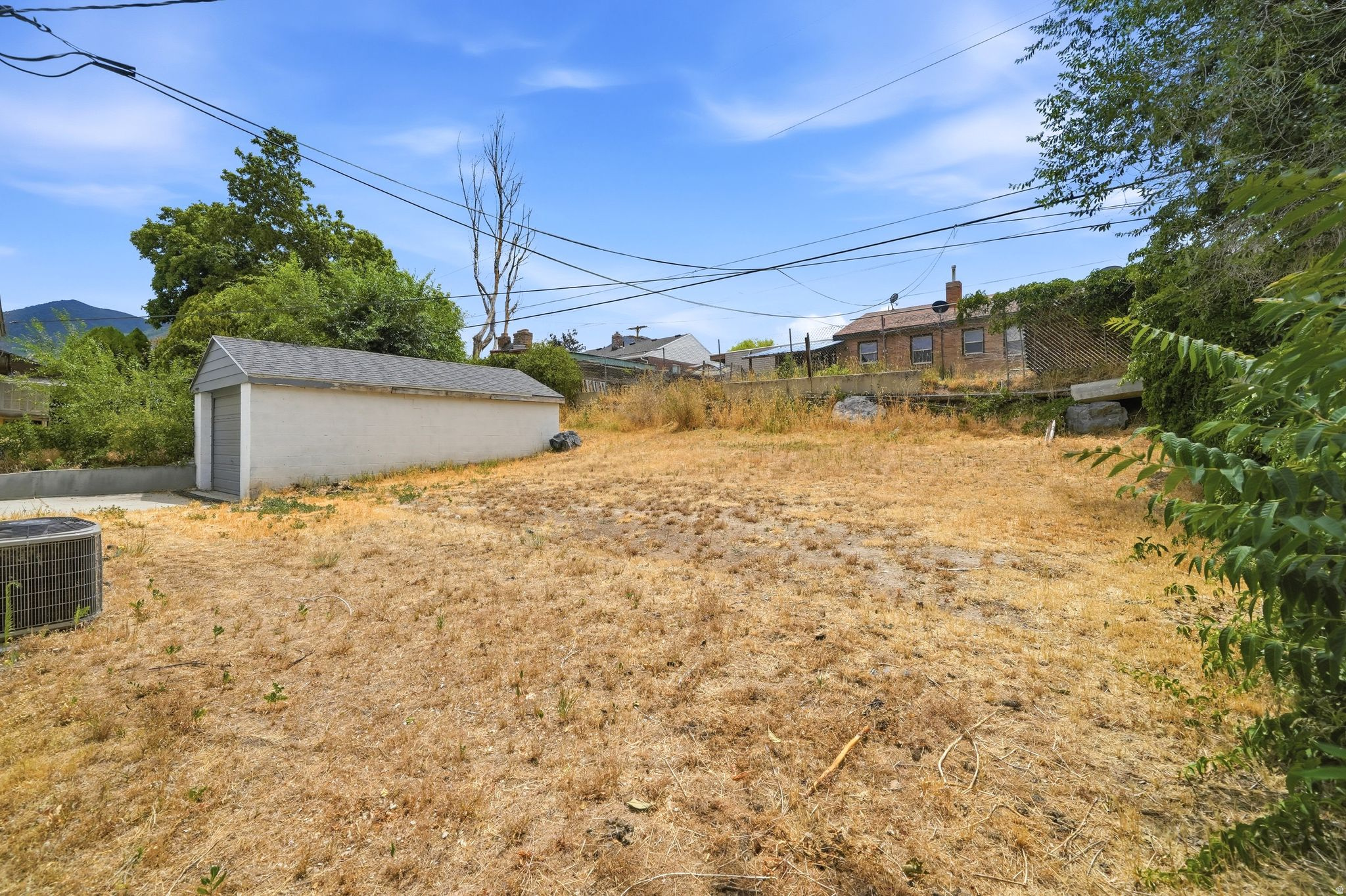 main property photo 19