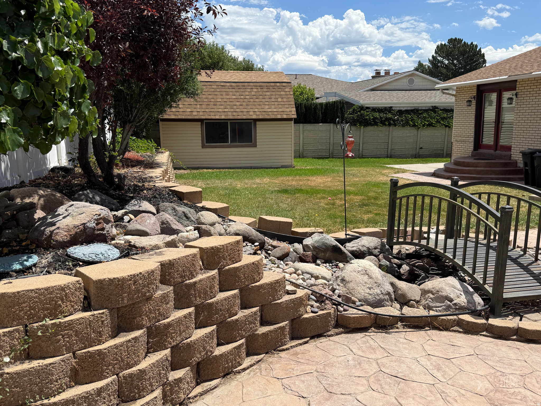 main property photo 9