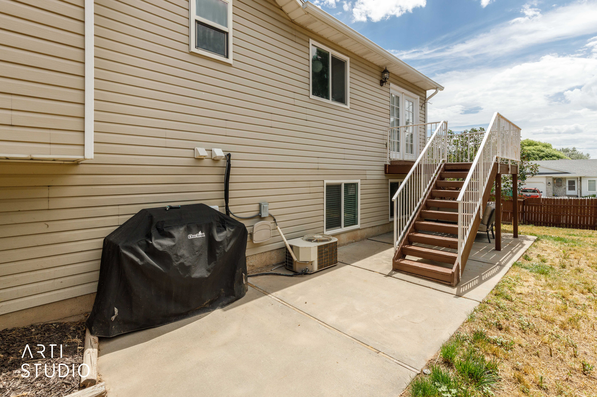 main property photo 29