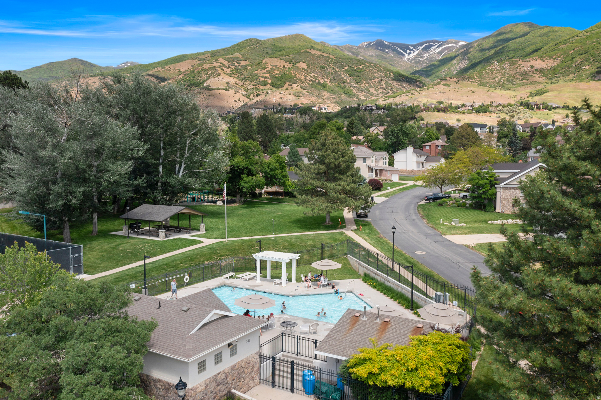 main property photo 47