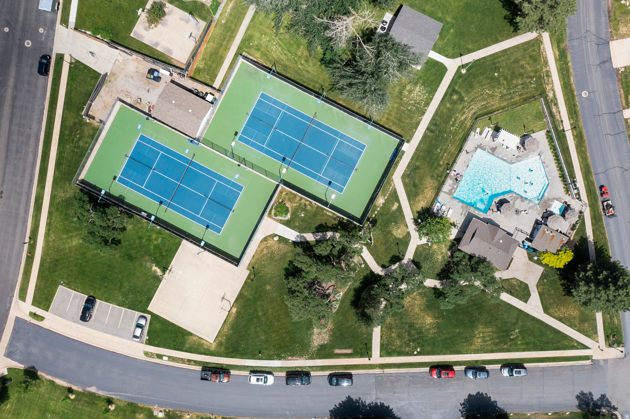 main property photo 49