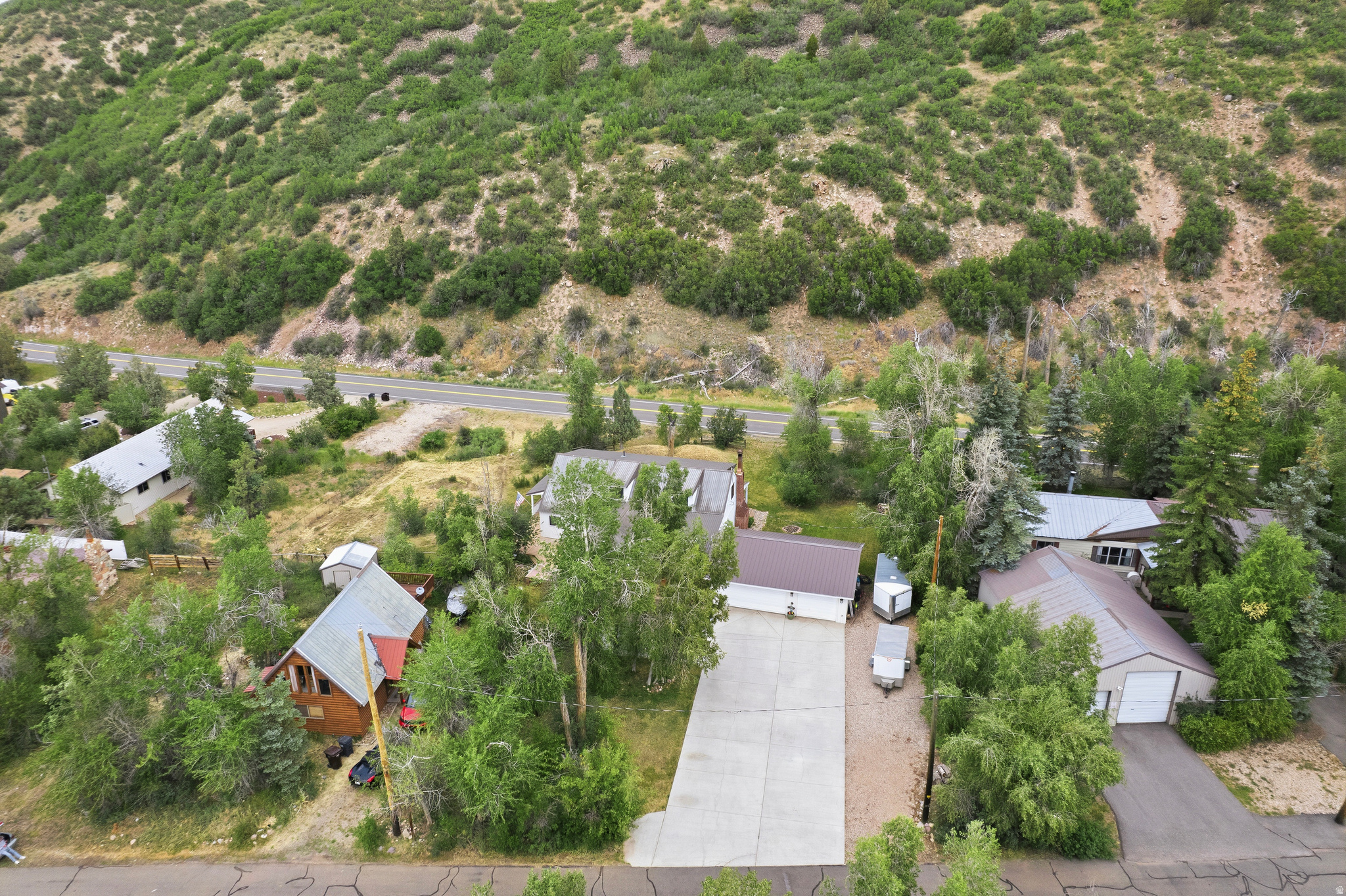 main property photo 39