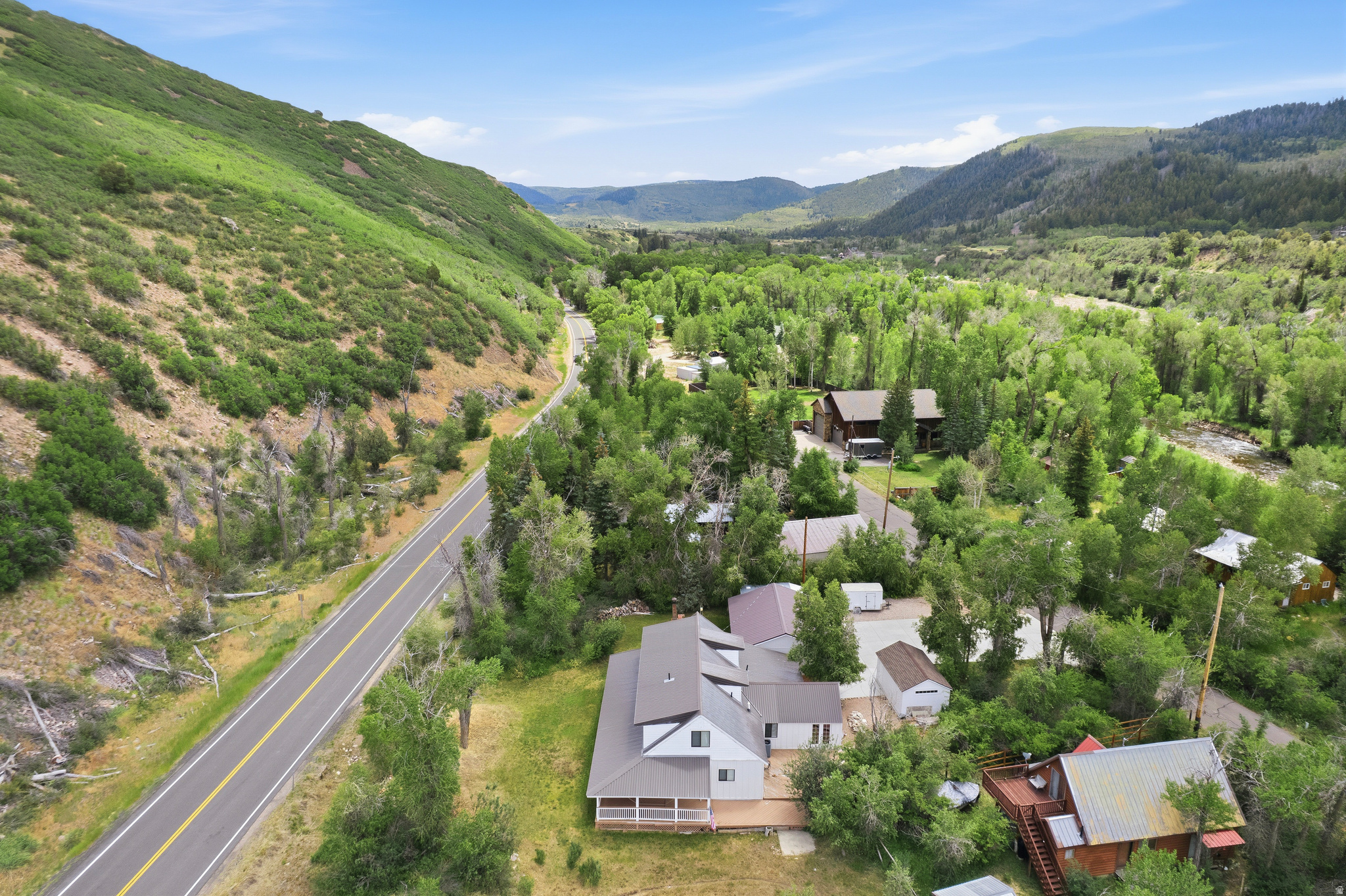 main property photo 40