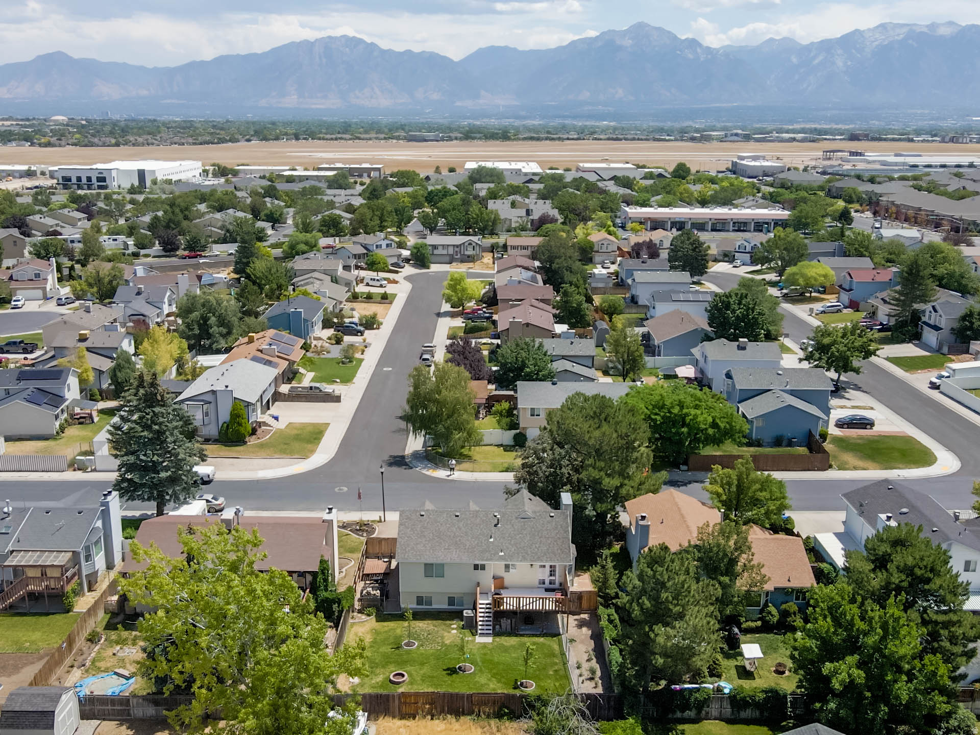 main property photo 18
