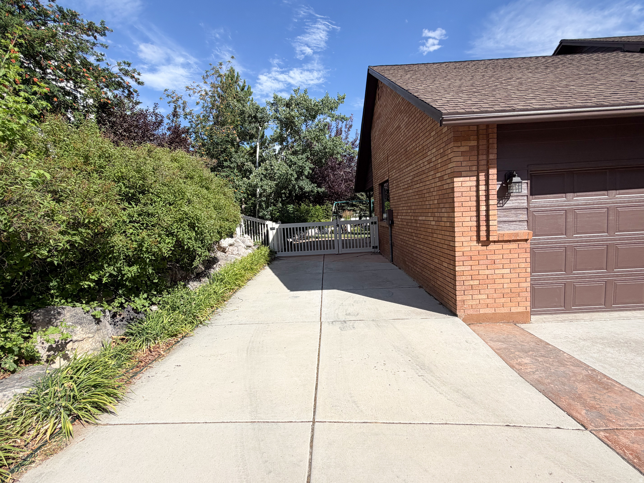 main property photo 67