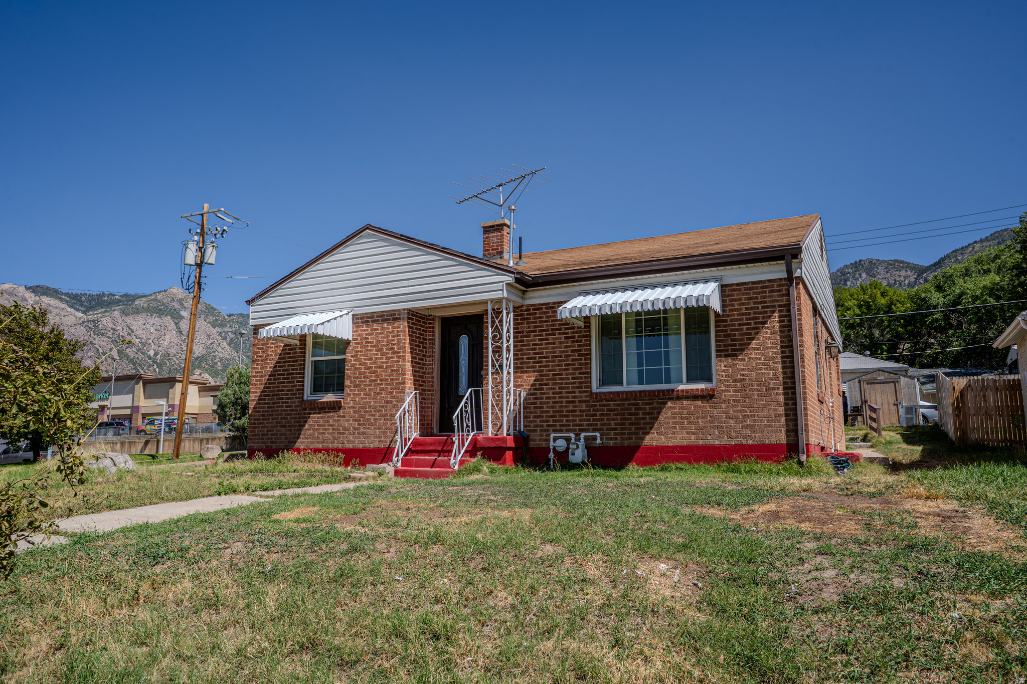 main property photo 14