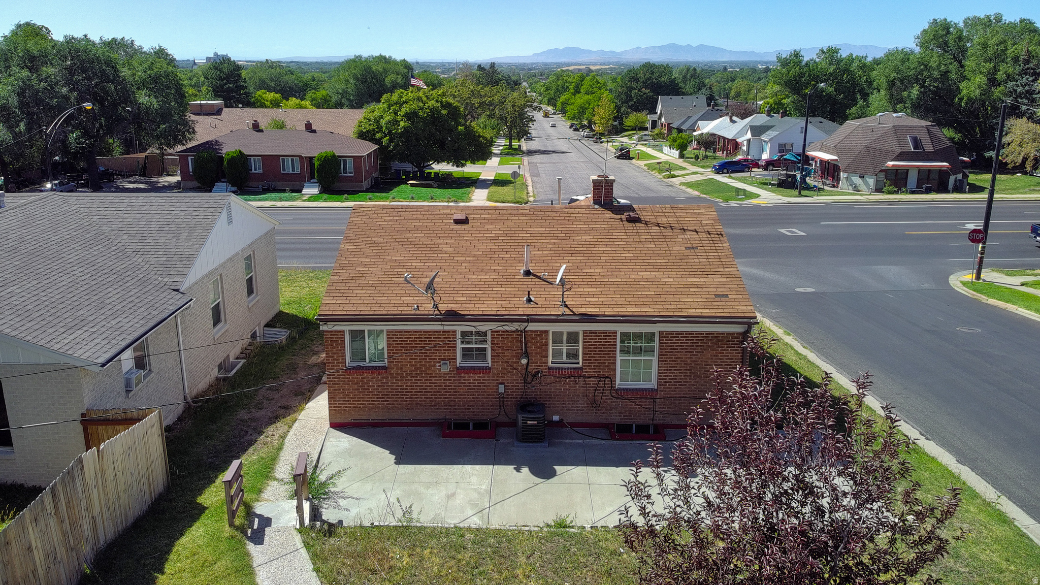 main property photo 5
