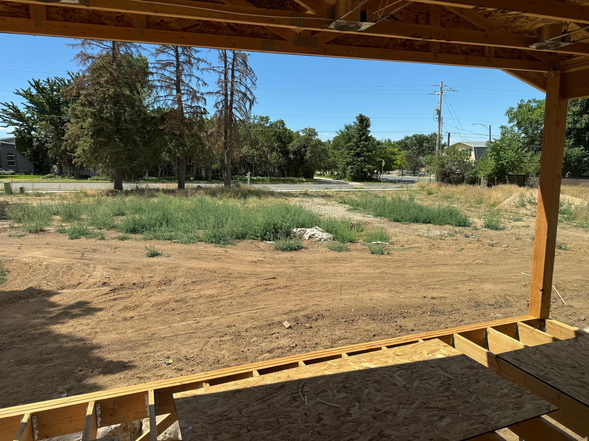 main property photo 13