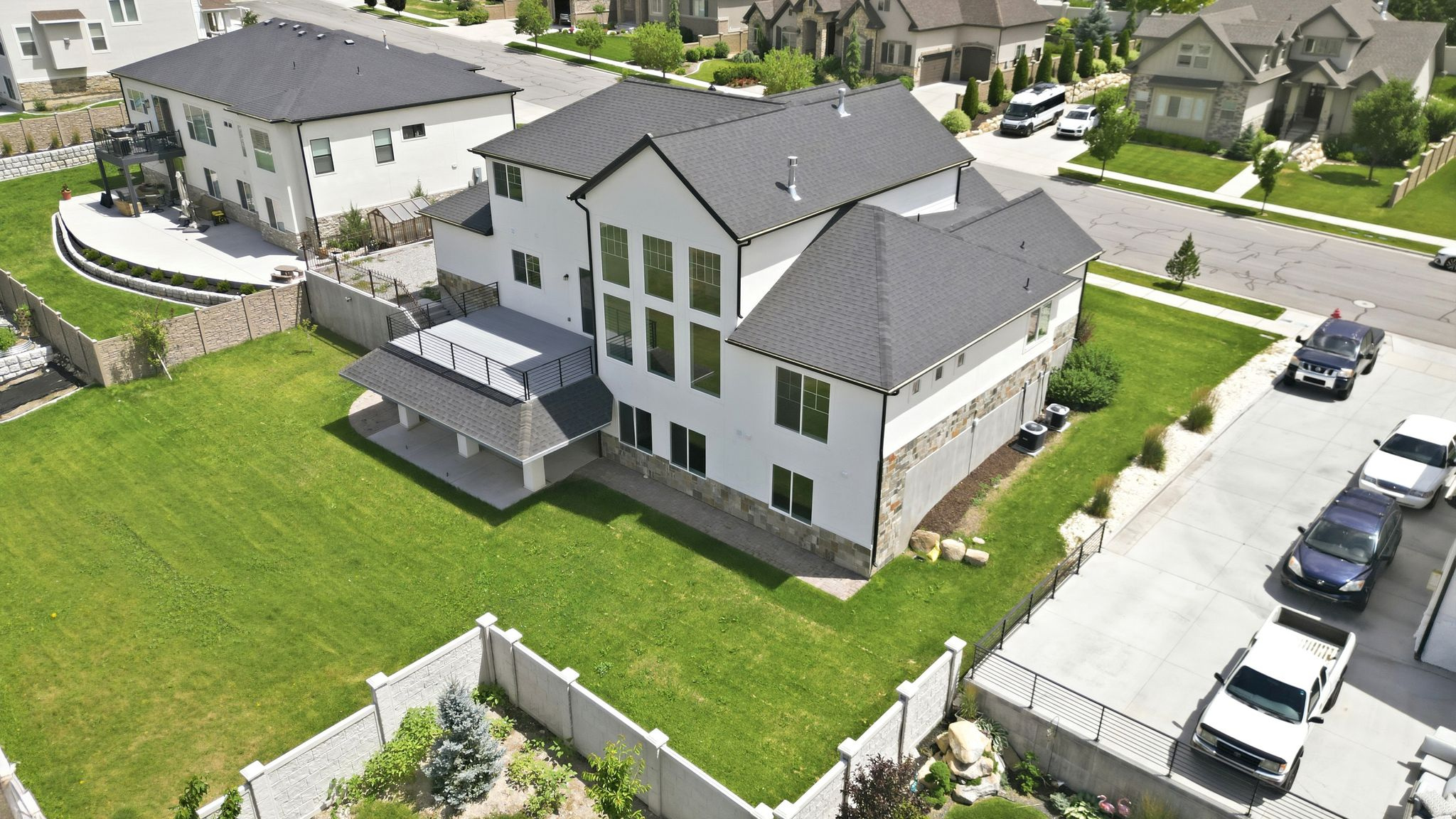 main property photo 63