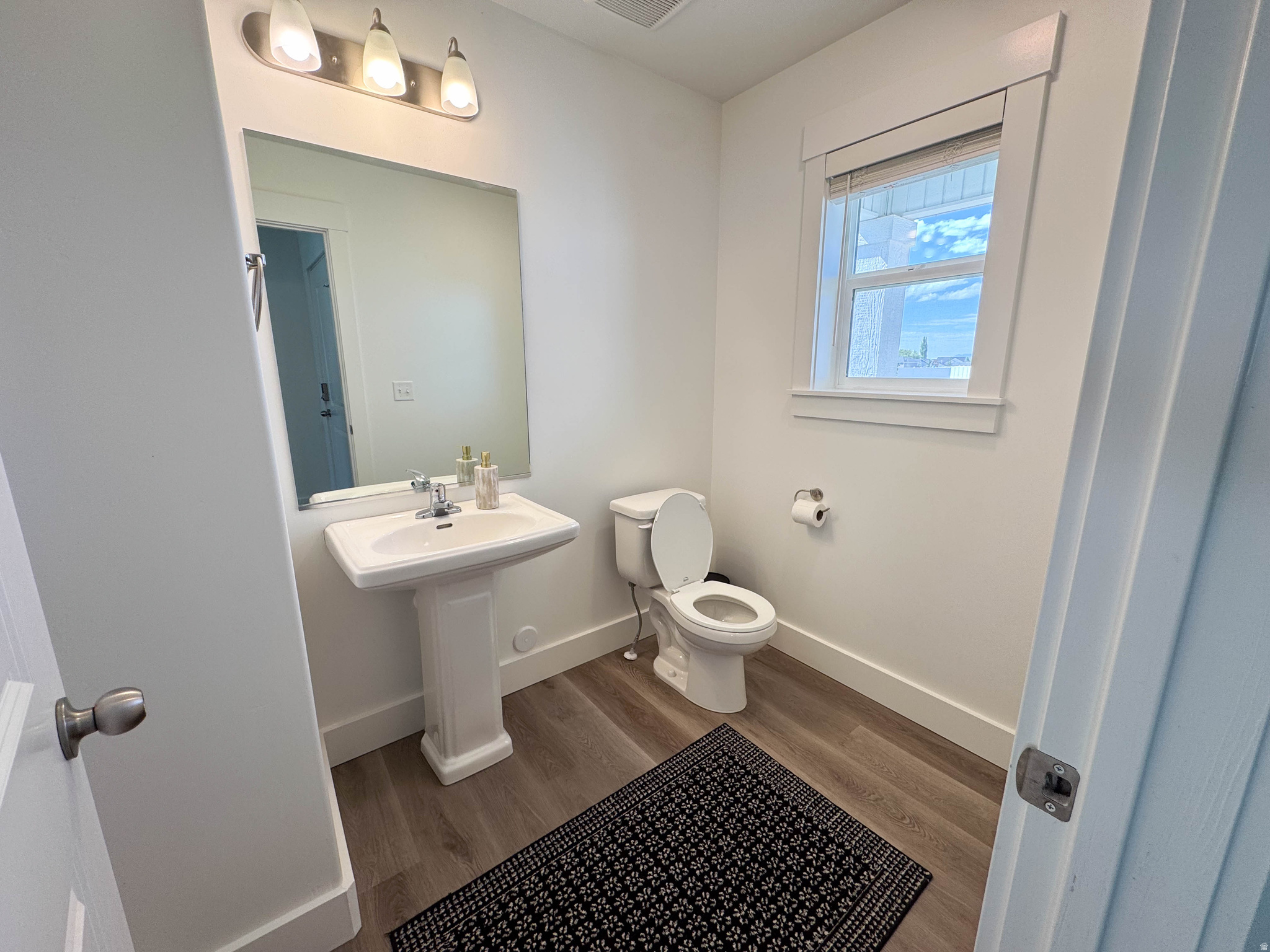 main property photo 15