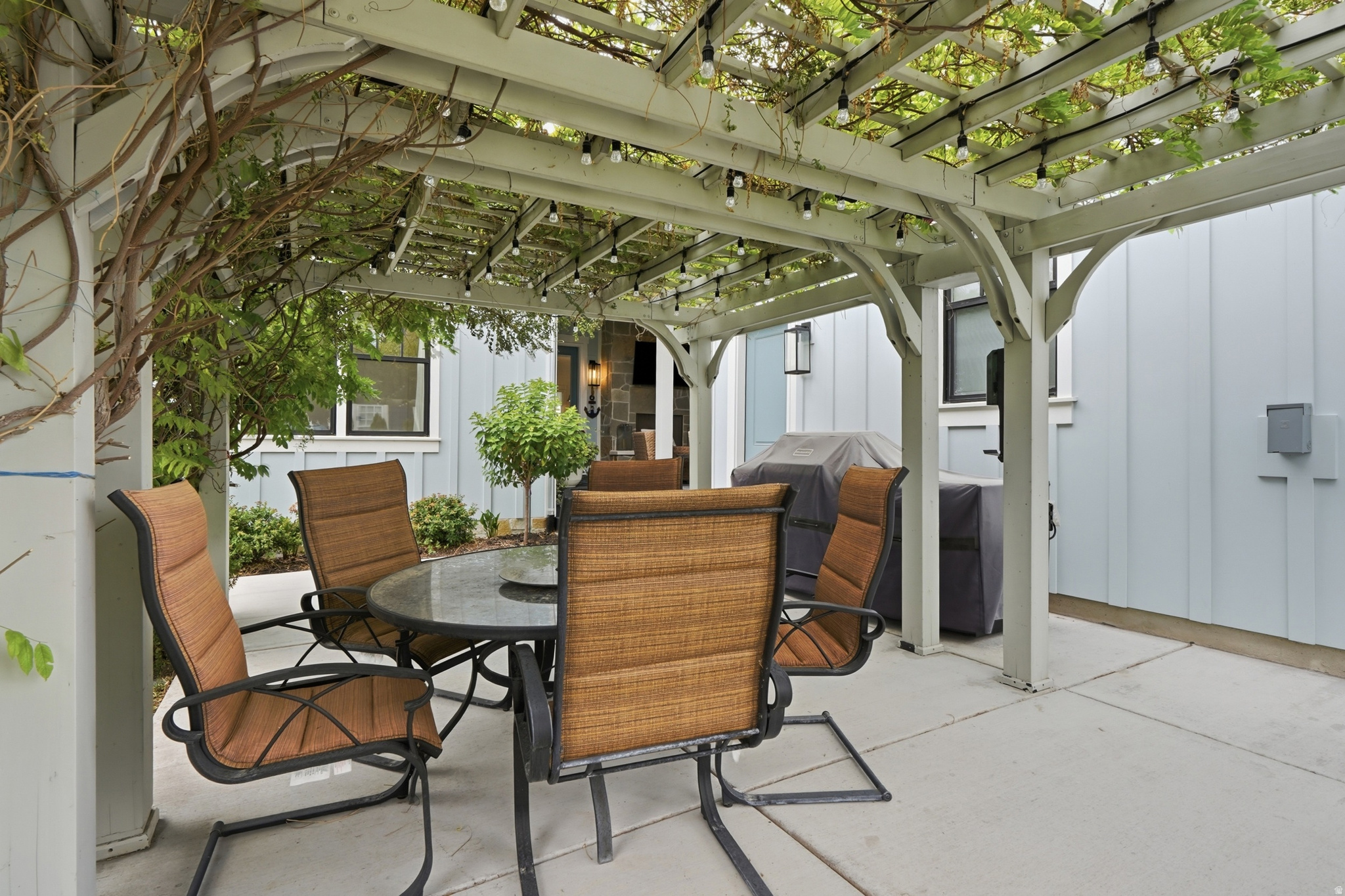 main property photo 66
