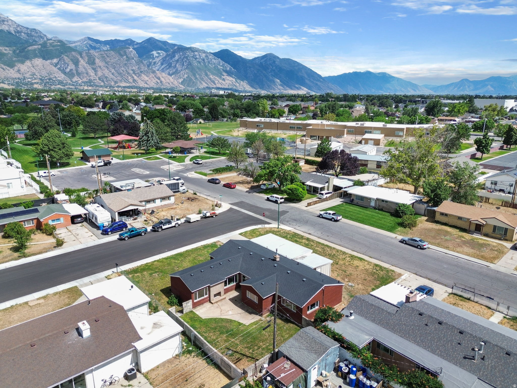 main property photo 40