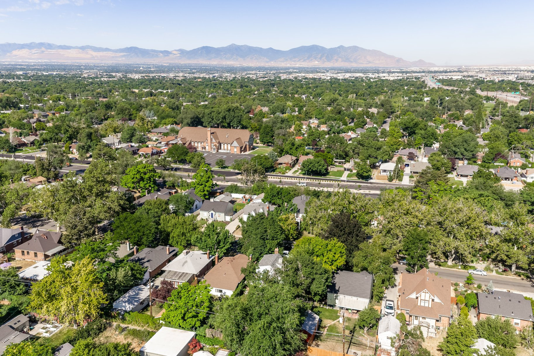 main property photo 50