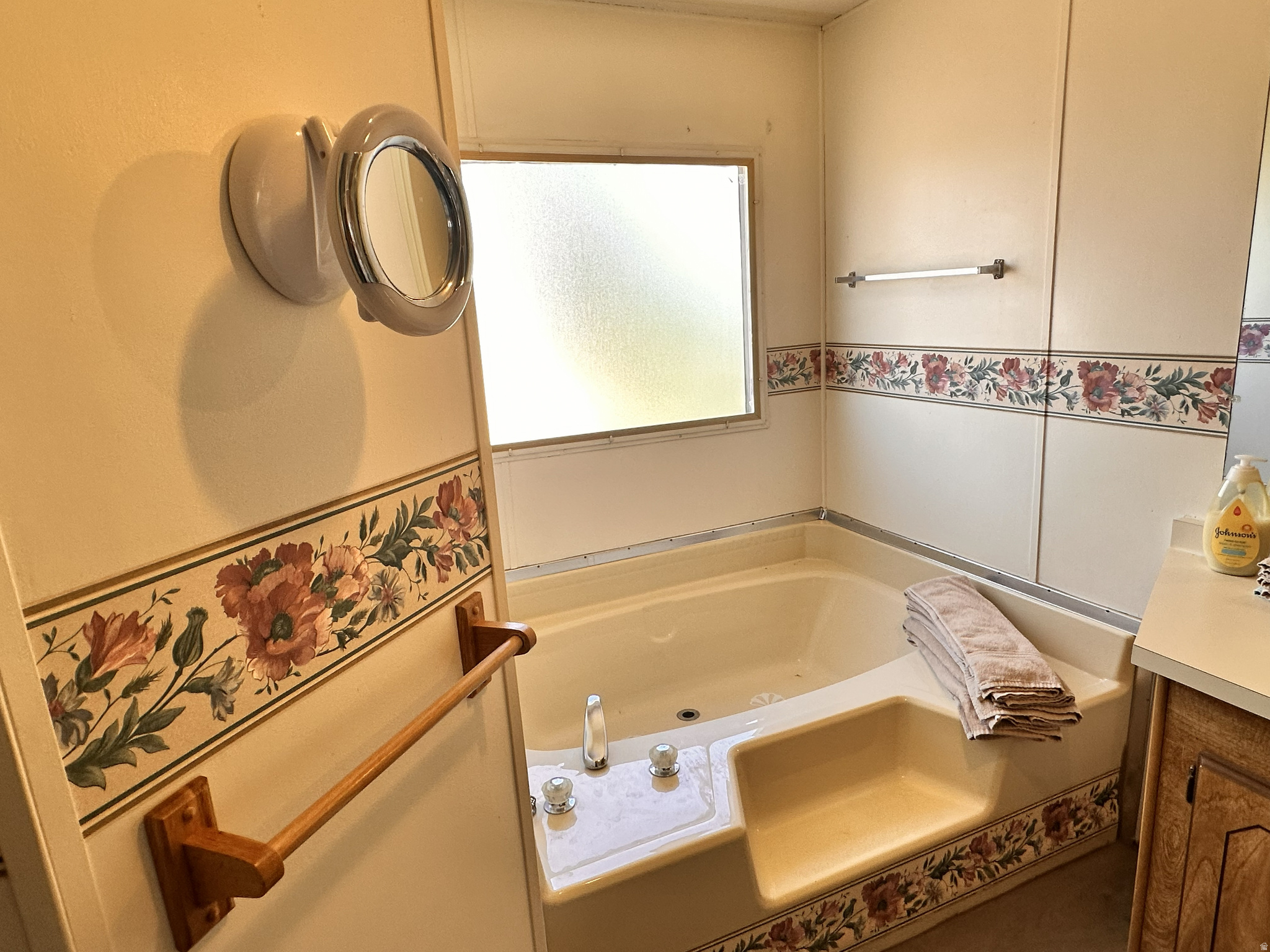 main property photo 13