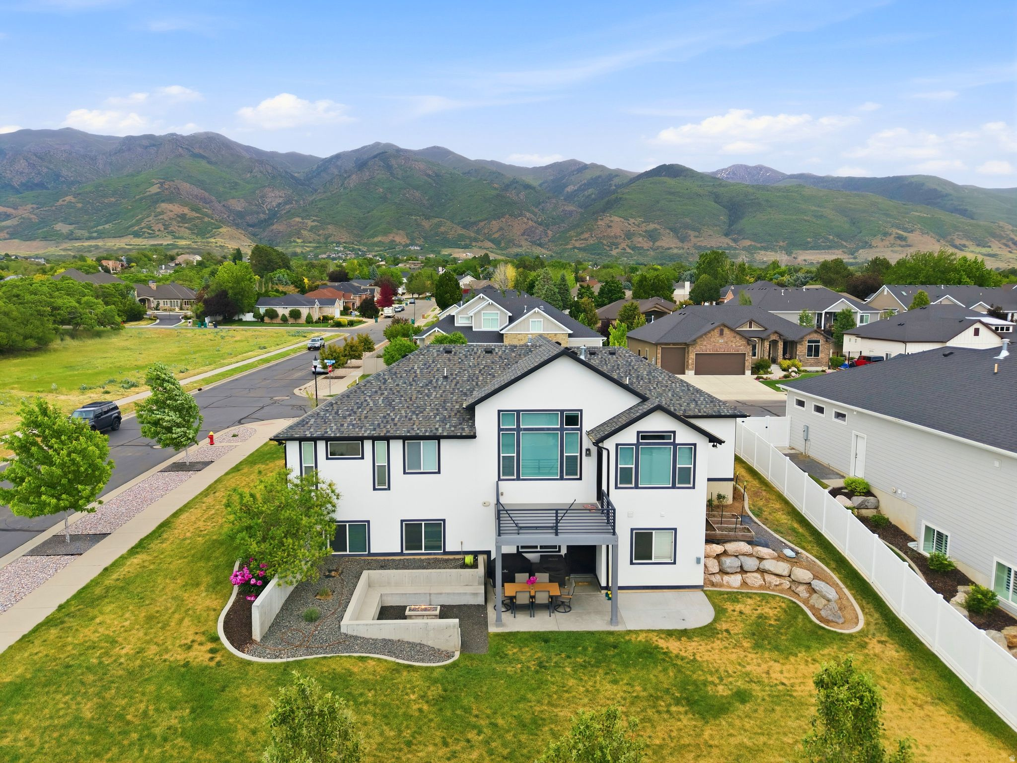 main property photo 80