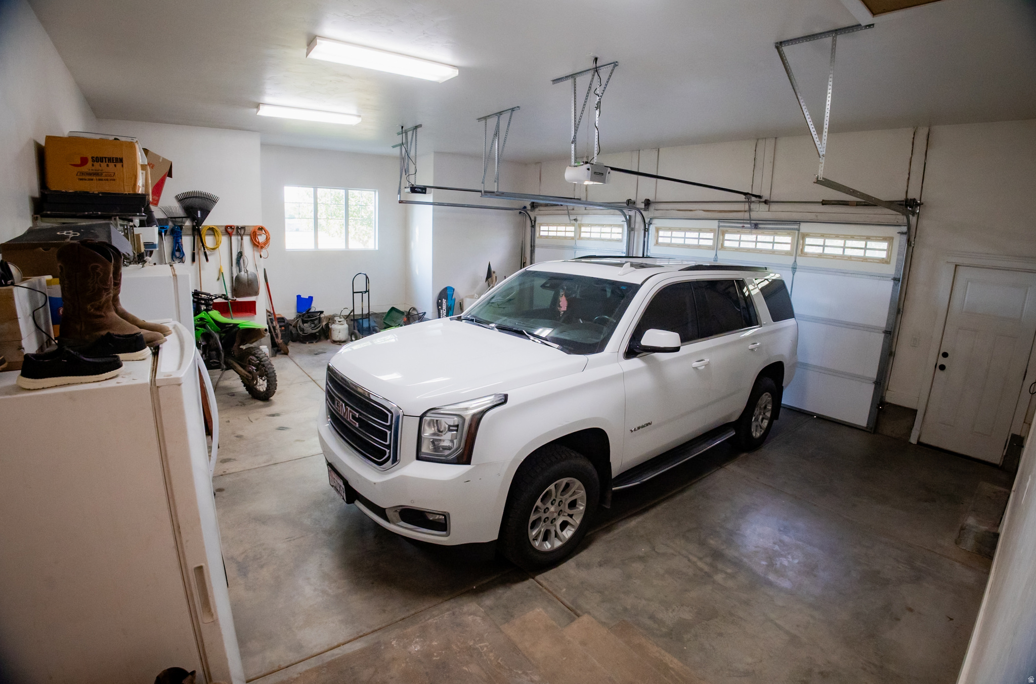 main property photo 80