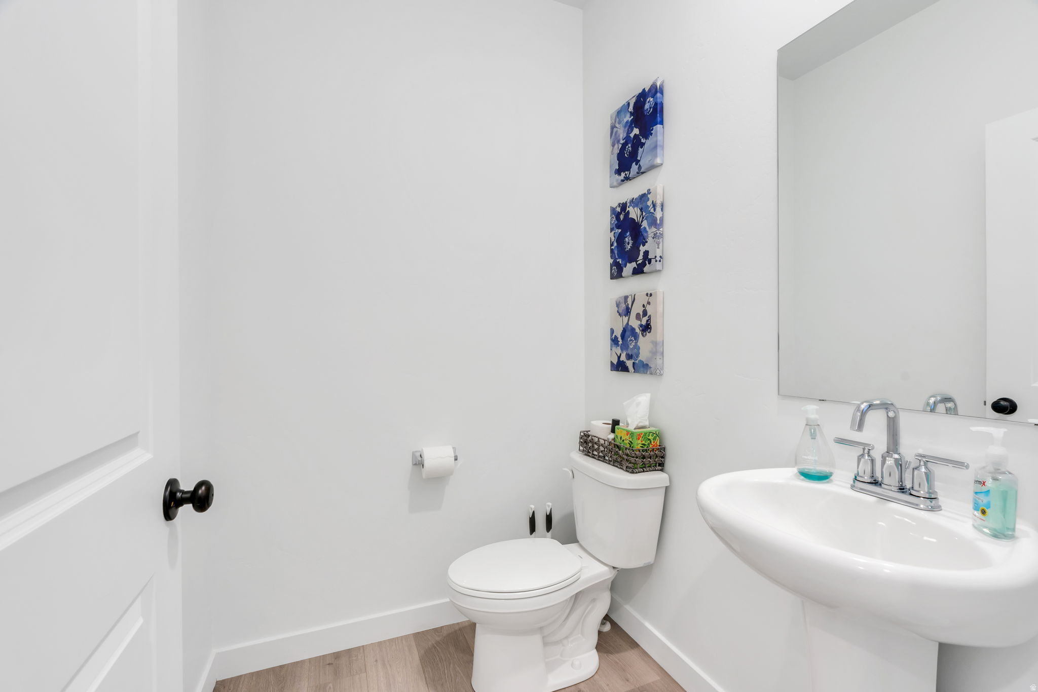 main property photo 28