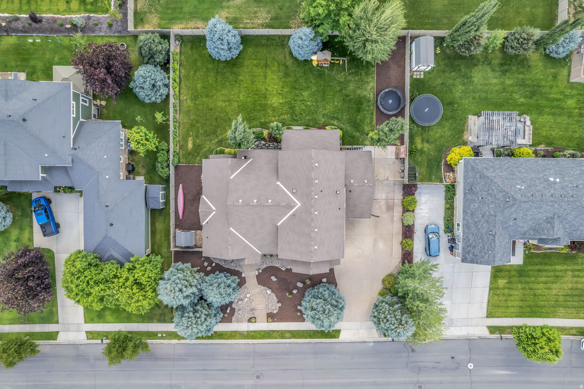 main property photo 54