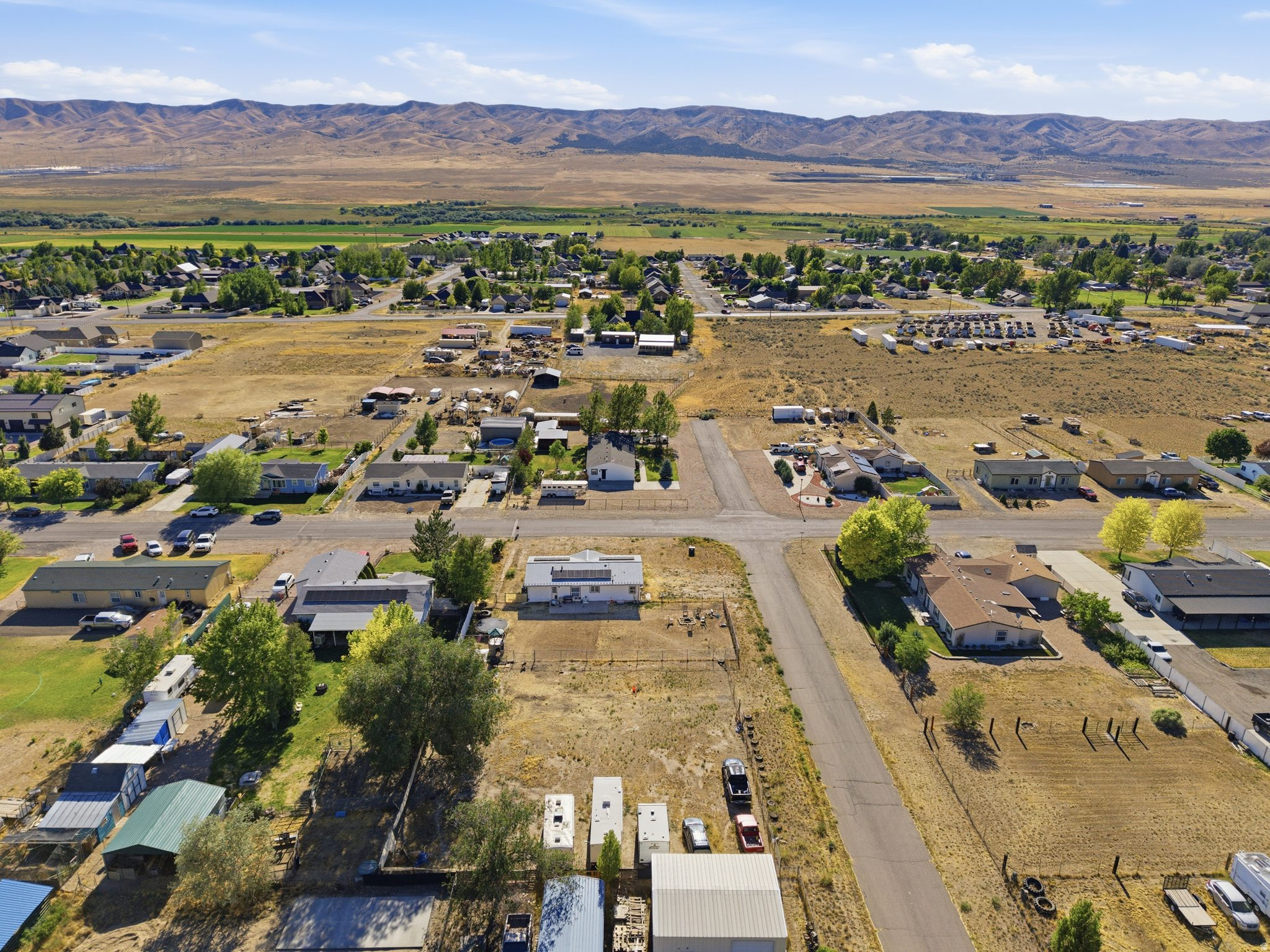 main property photo 20