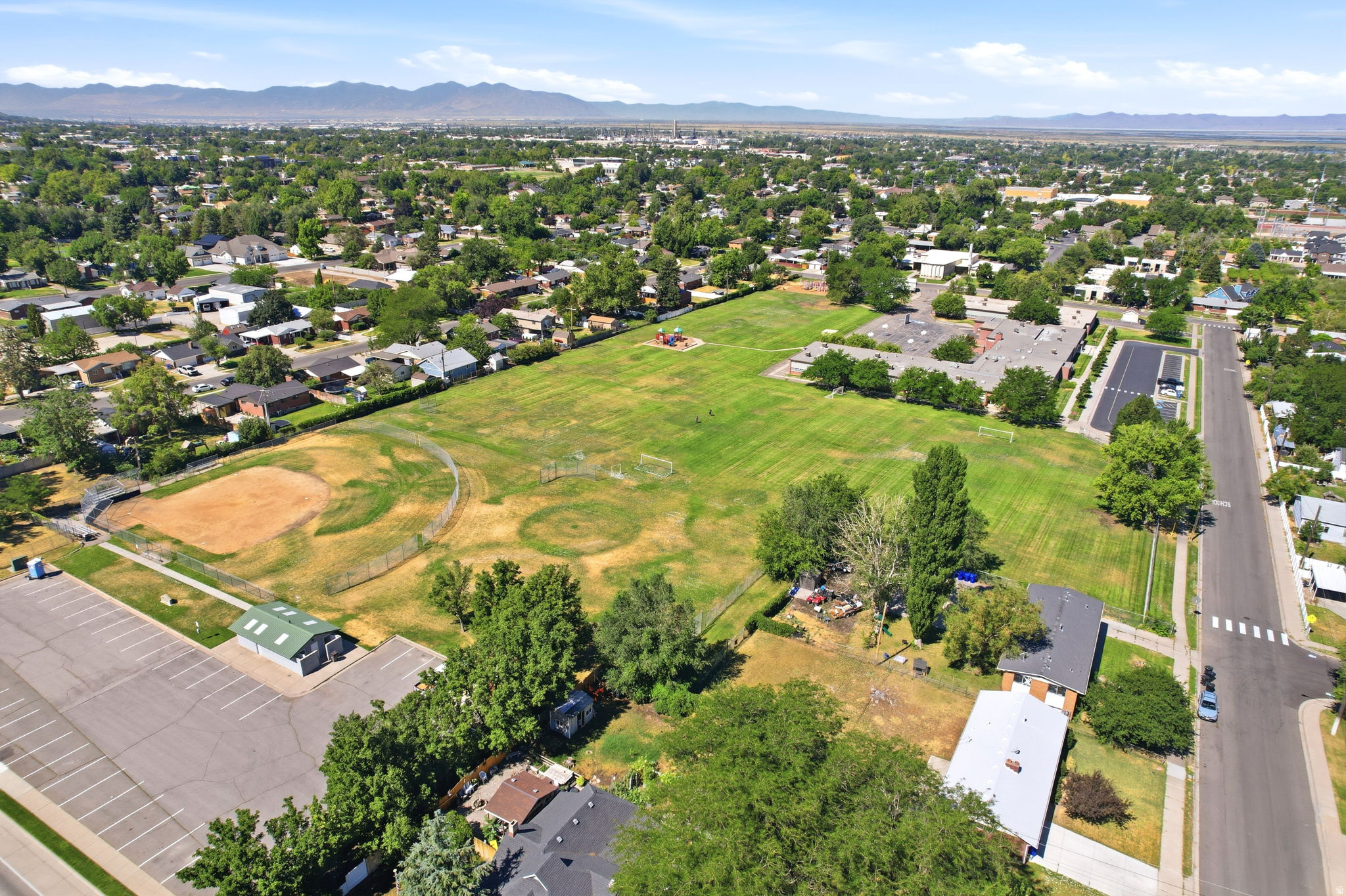 main property photo 49