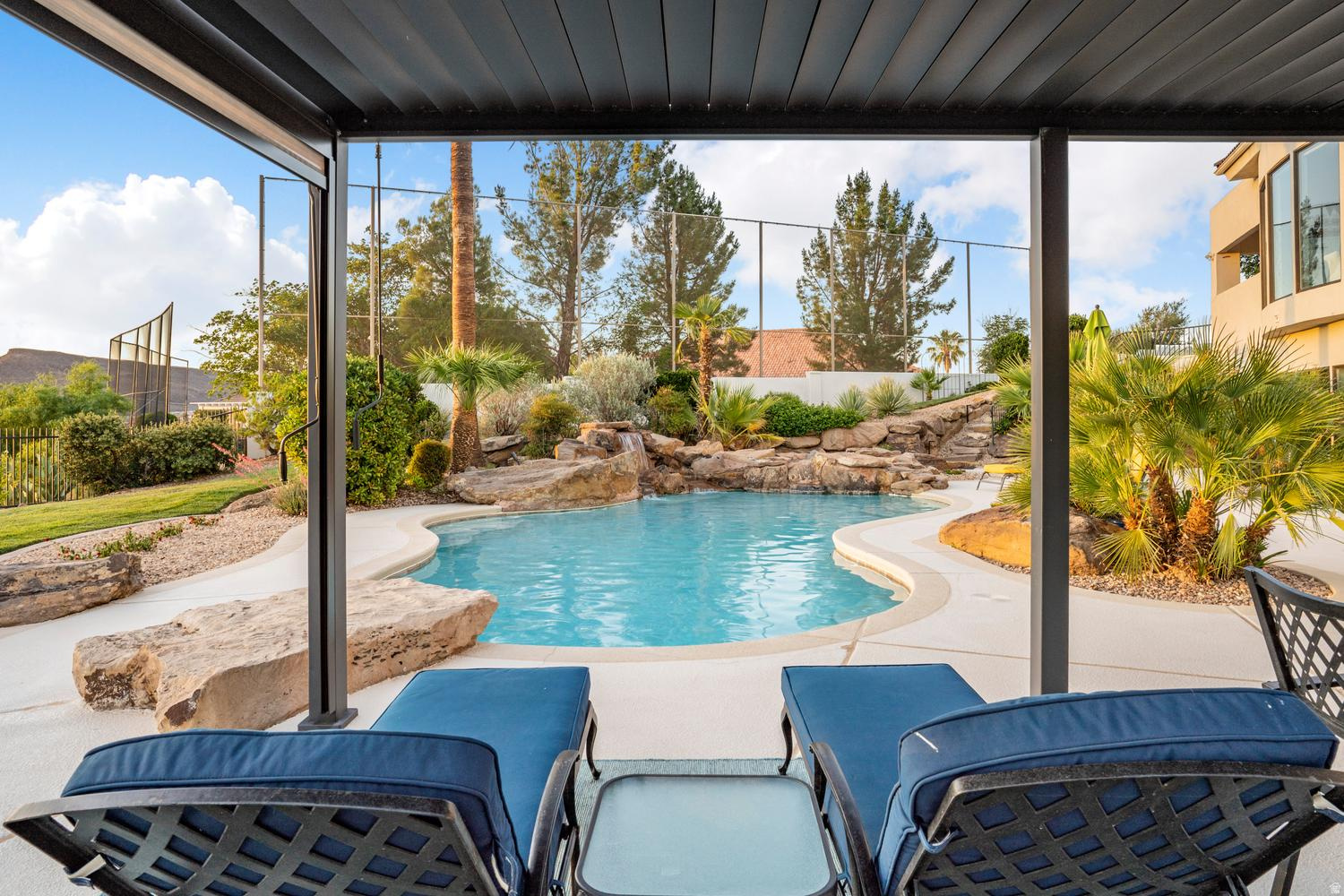 main property photo 21