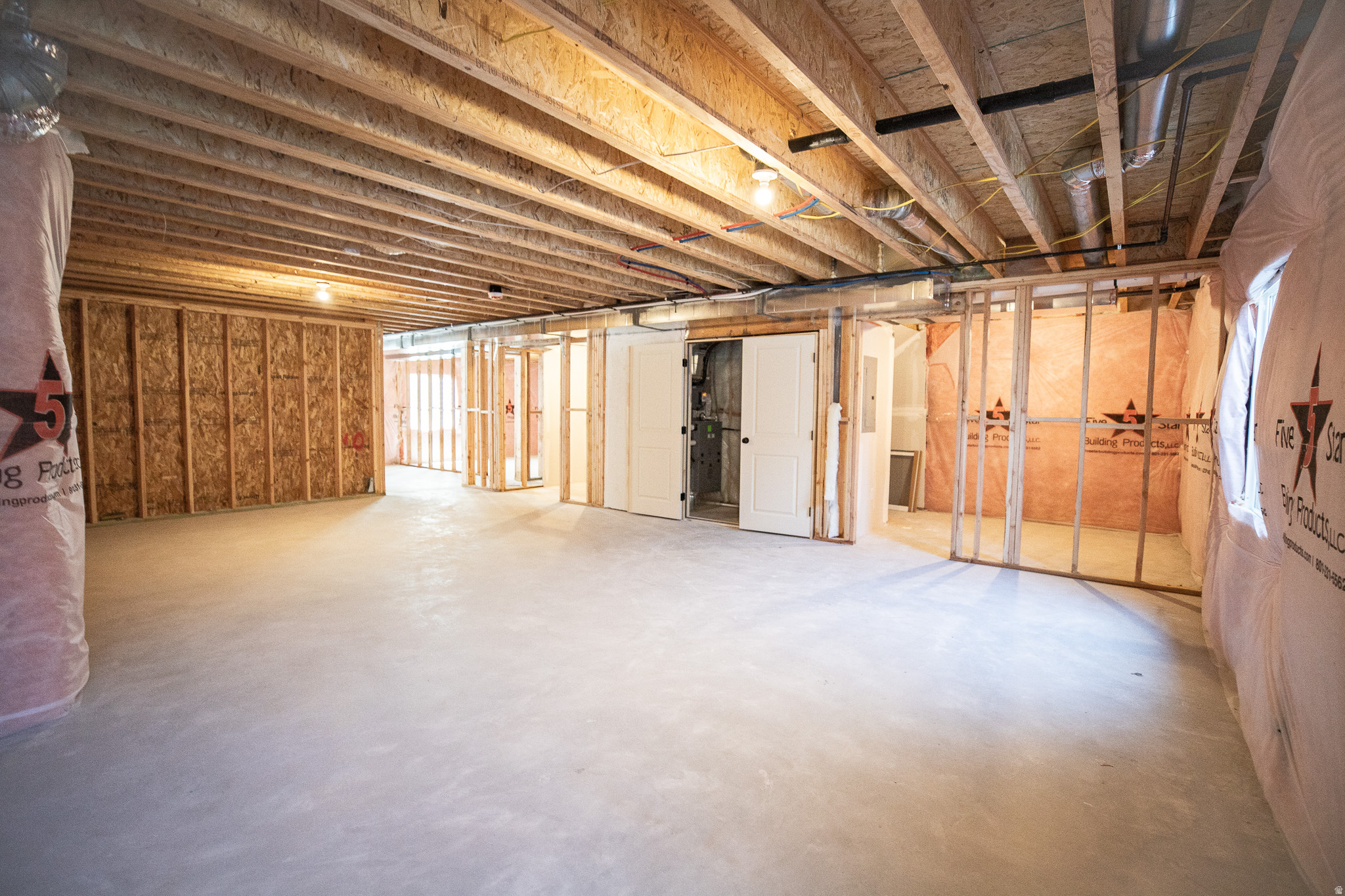 main property photo 13