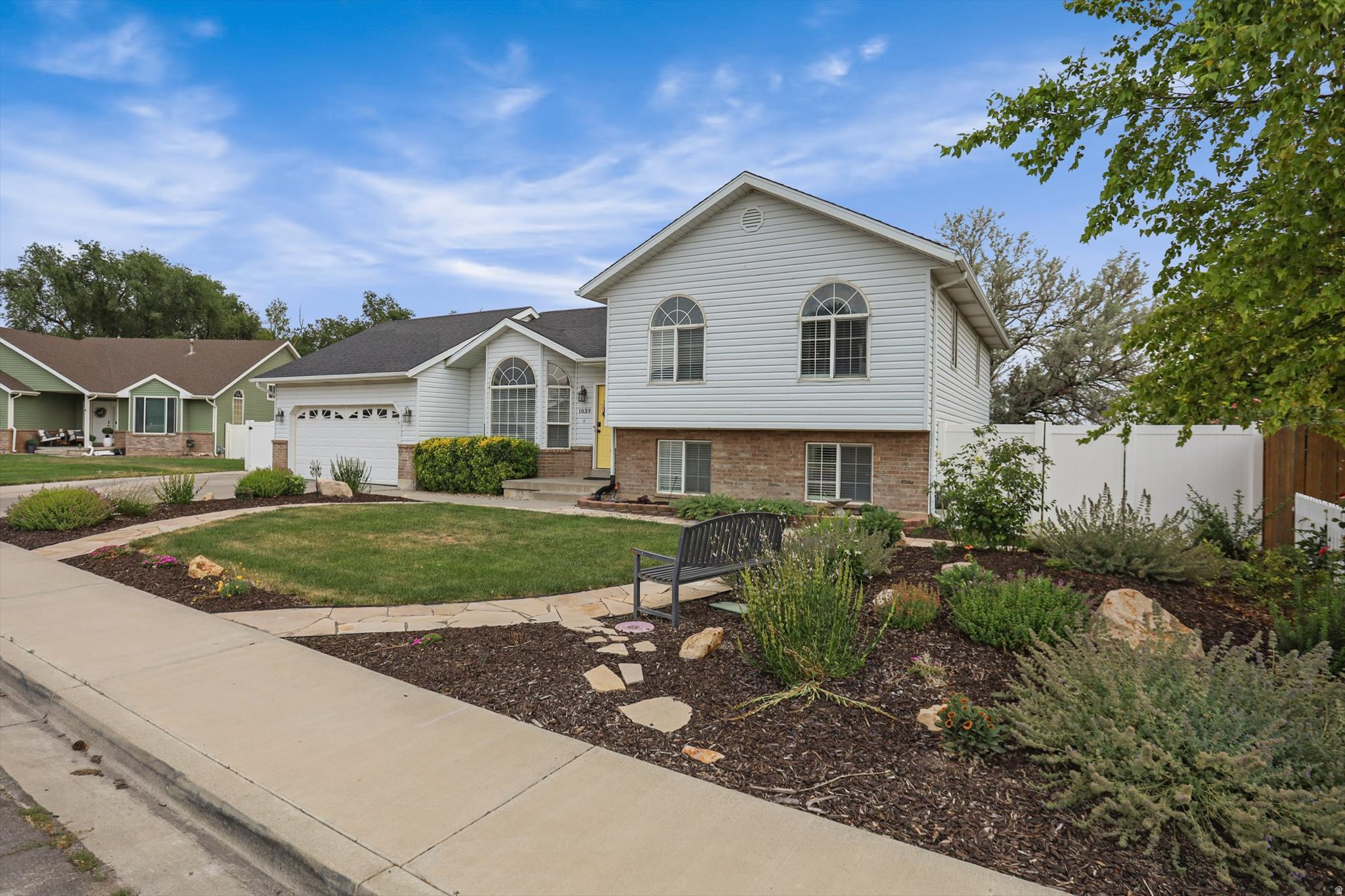 main property photo 50