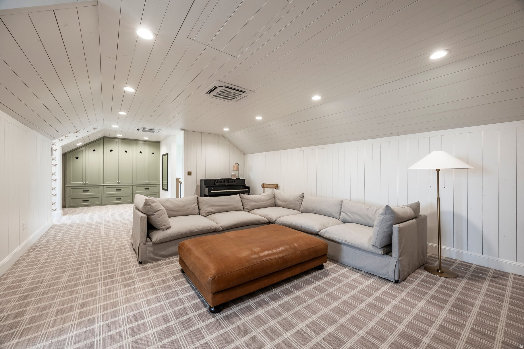 main property photo 64