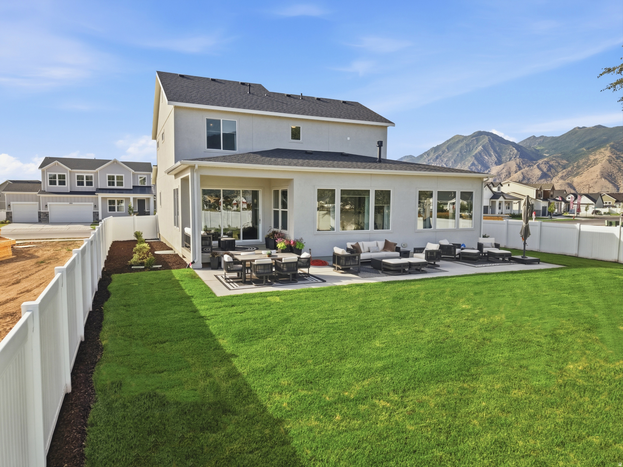 main property photo 58
