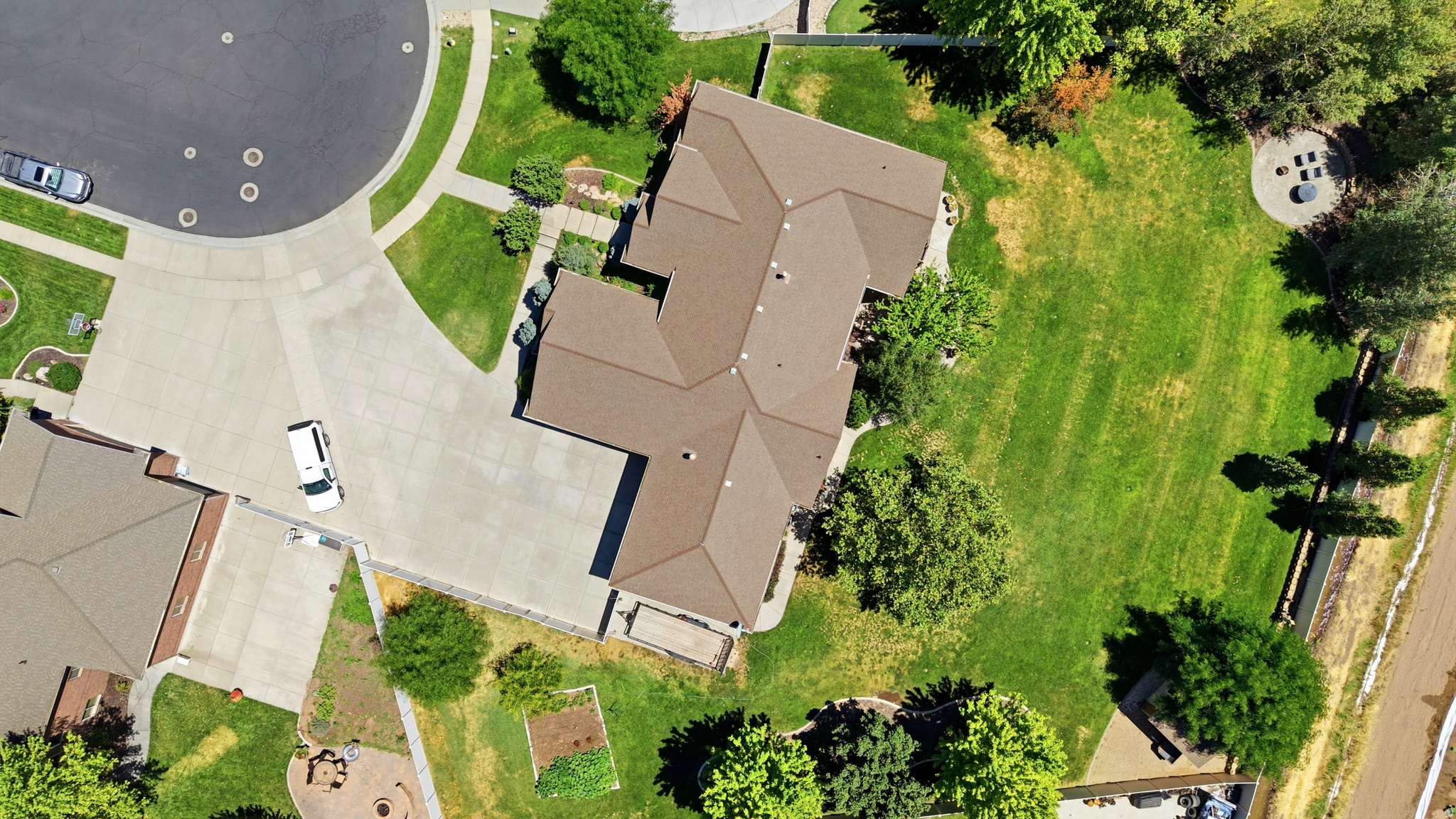 main property photo 62