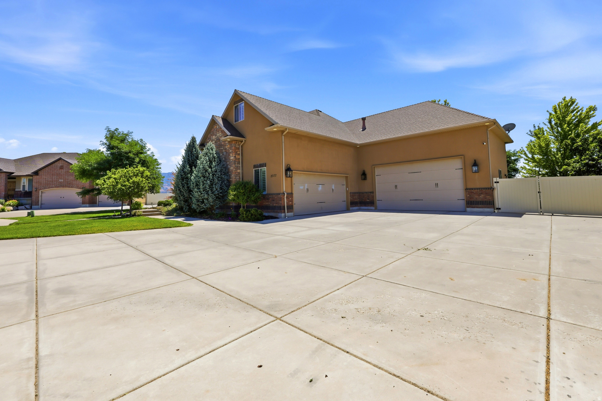 main property photo 72